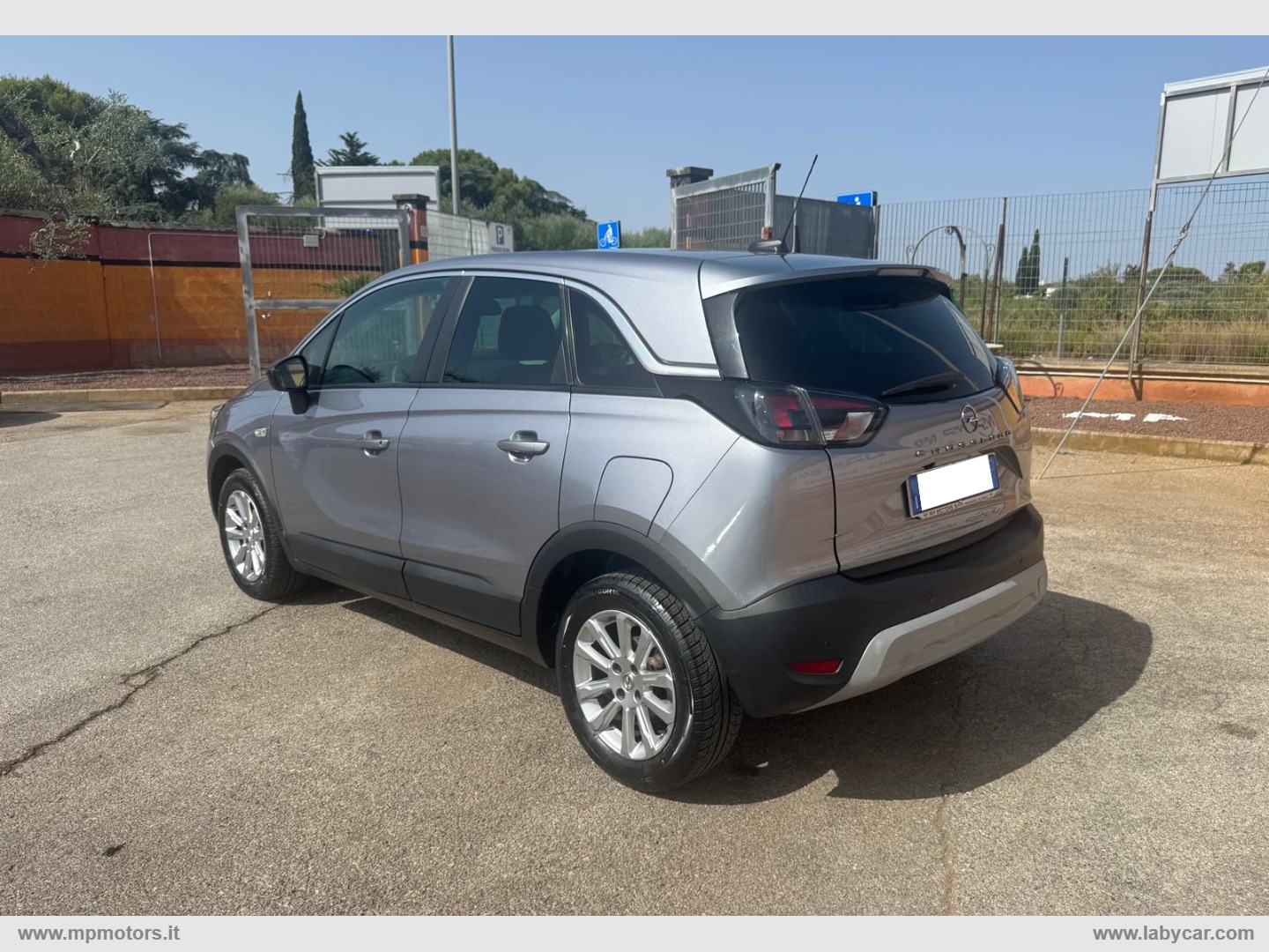 CROSSLAND ELEGANCE 1.5 D 110CV S&S - immagine 7