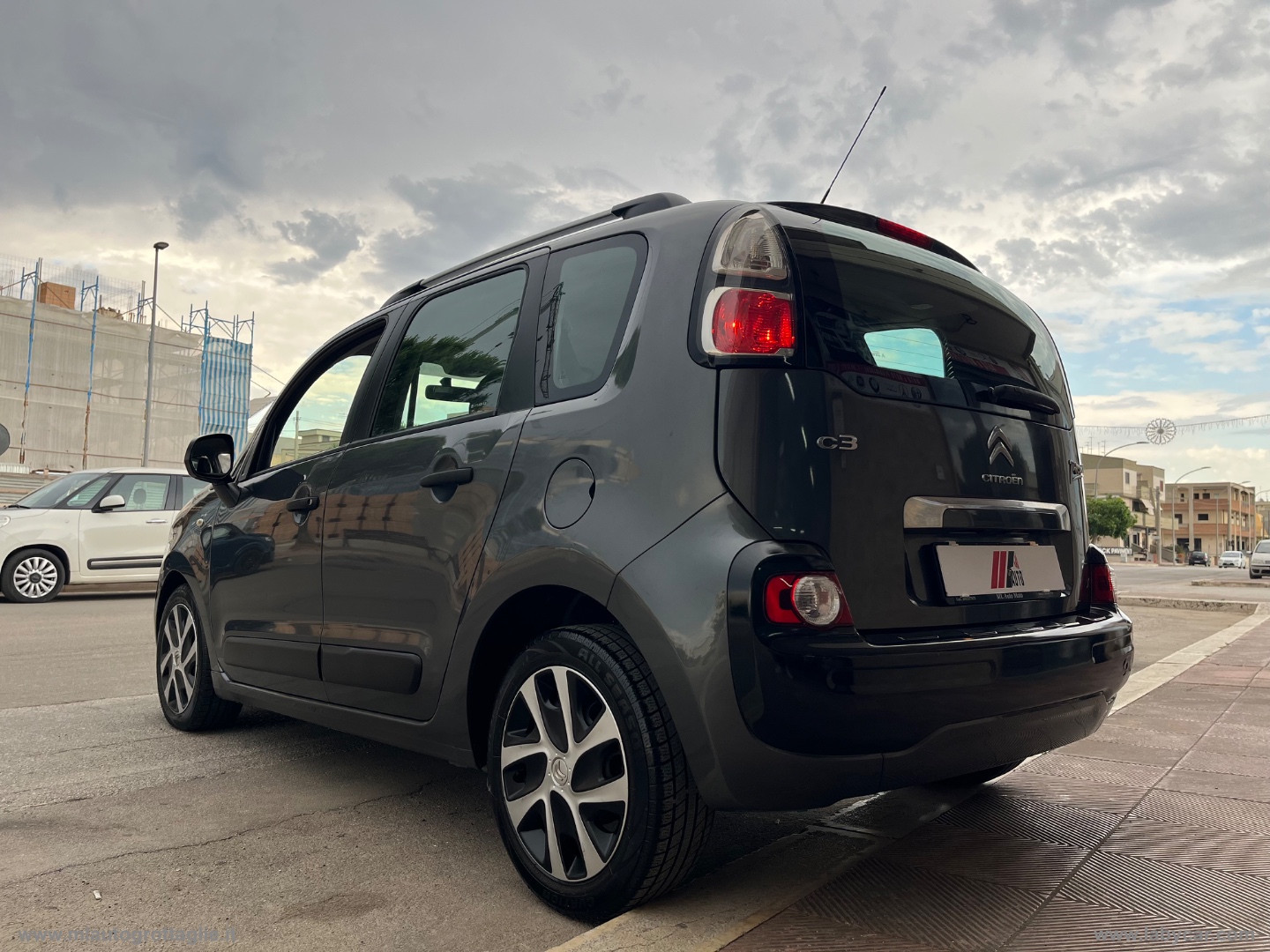 C3 Picasso 1.6 HDi 90 Exclusive - immagine 7