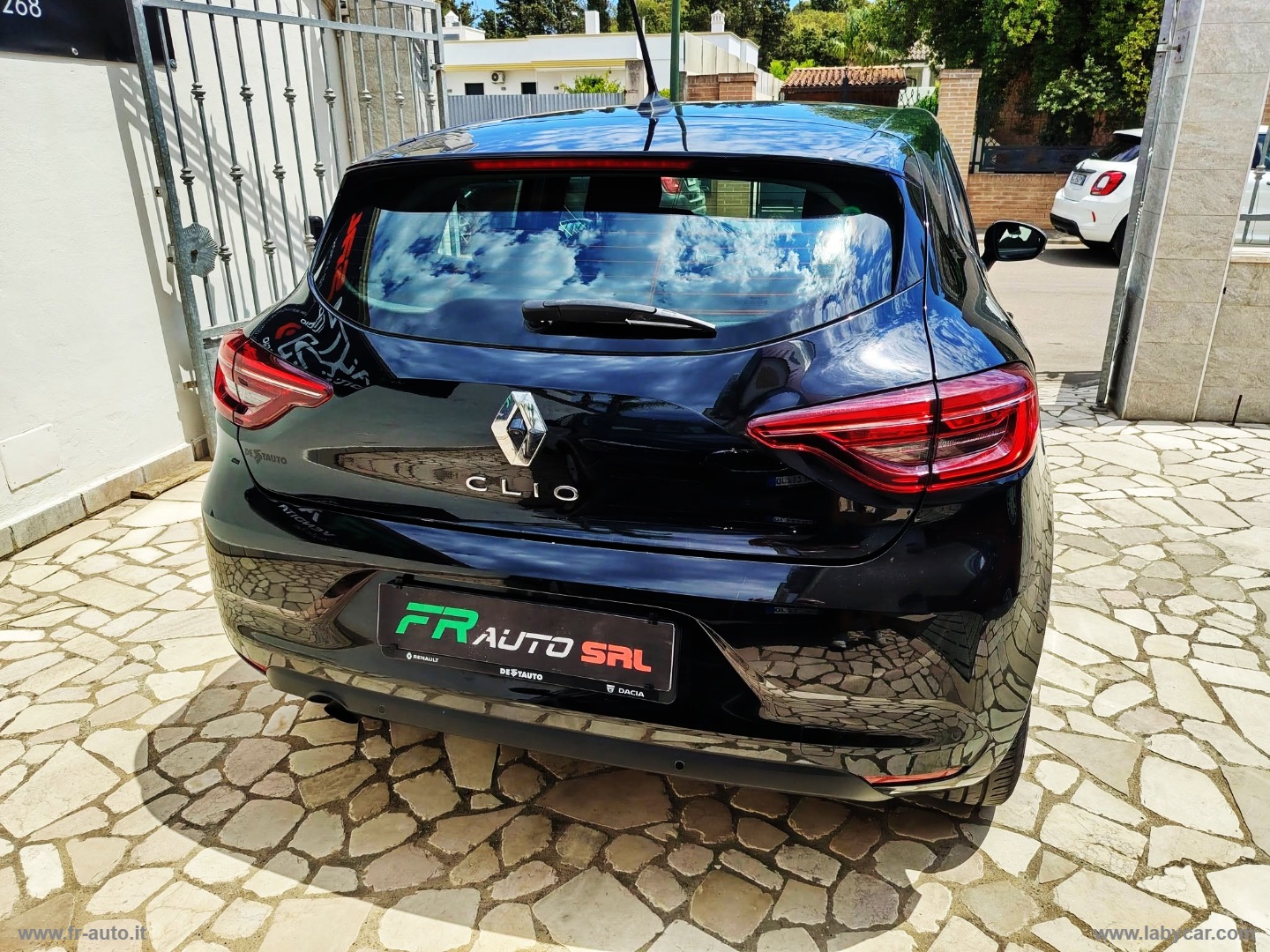 Clio TCe 12V 100 CV GPL 5p. Life - immagine 7
