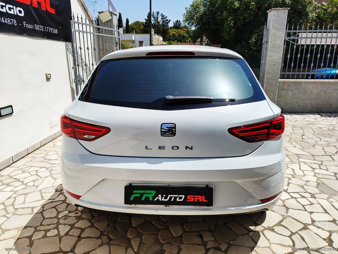 Leon 1.6 TDI 115 CV ST Black Edition - immagine 7