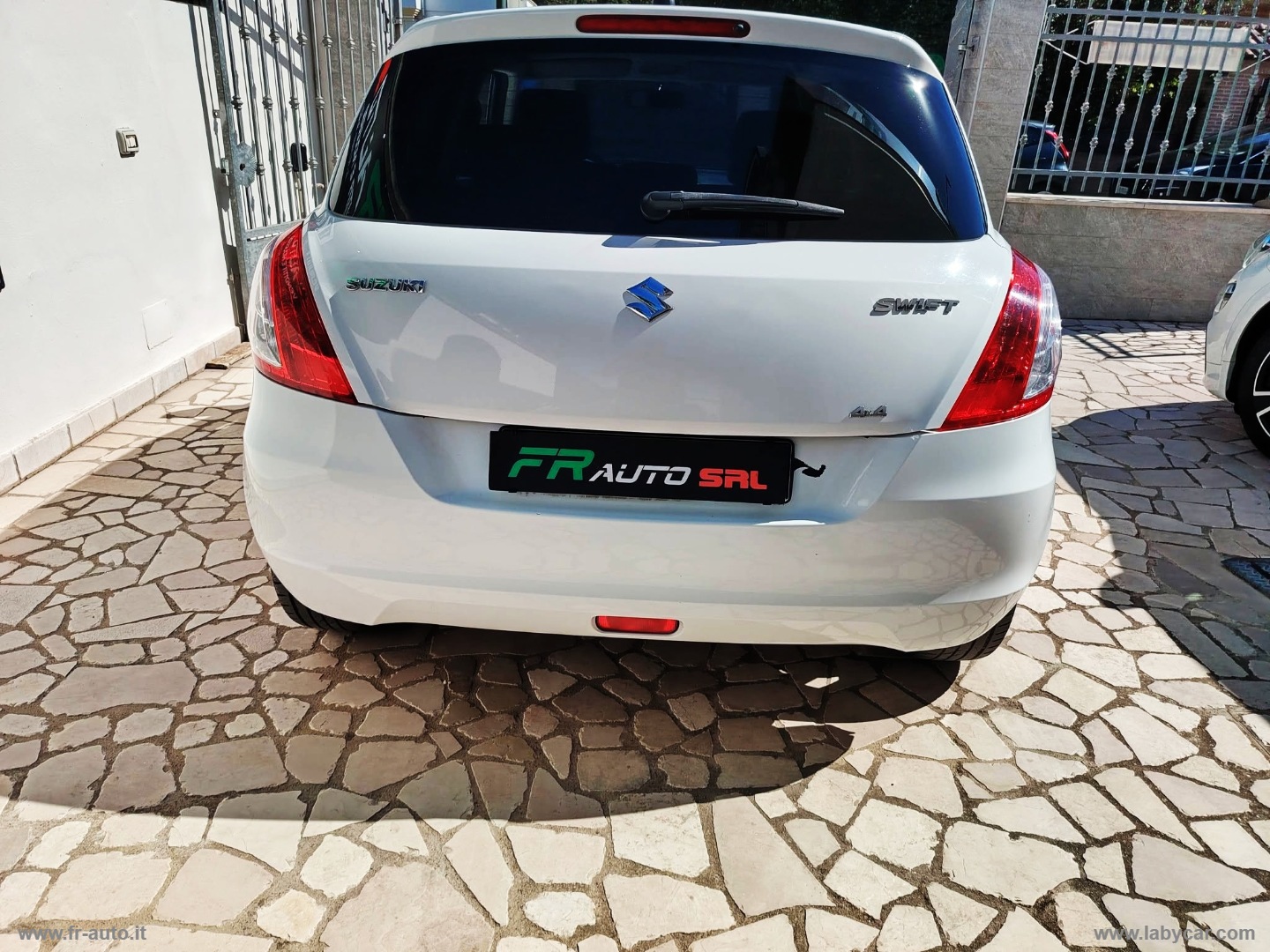 Swift 1.2 VVT 4WD 5p. B-Top Start&Stop - immagine 7