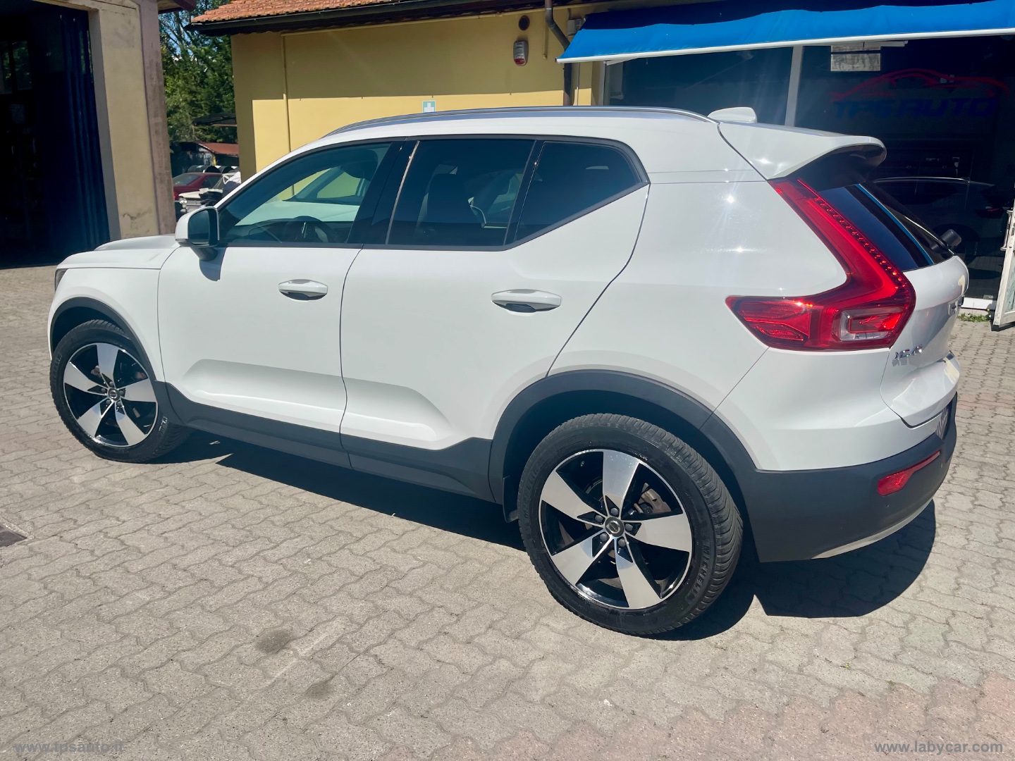 XC40 T3 Momentum - immagine 7