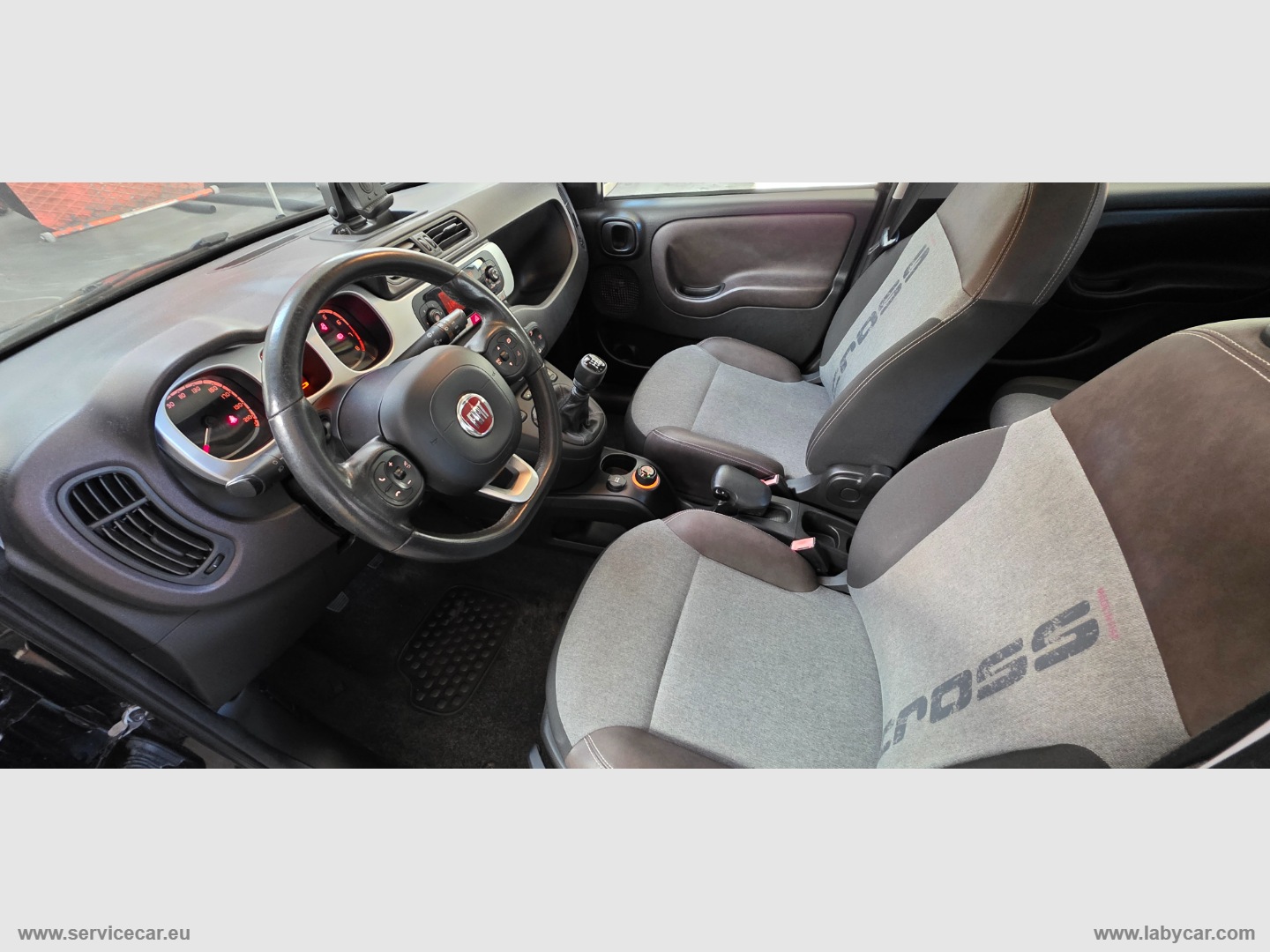 Panda Cross 0.9 TwinAir Turbo S&S 4x4 - immagine 7