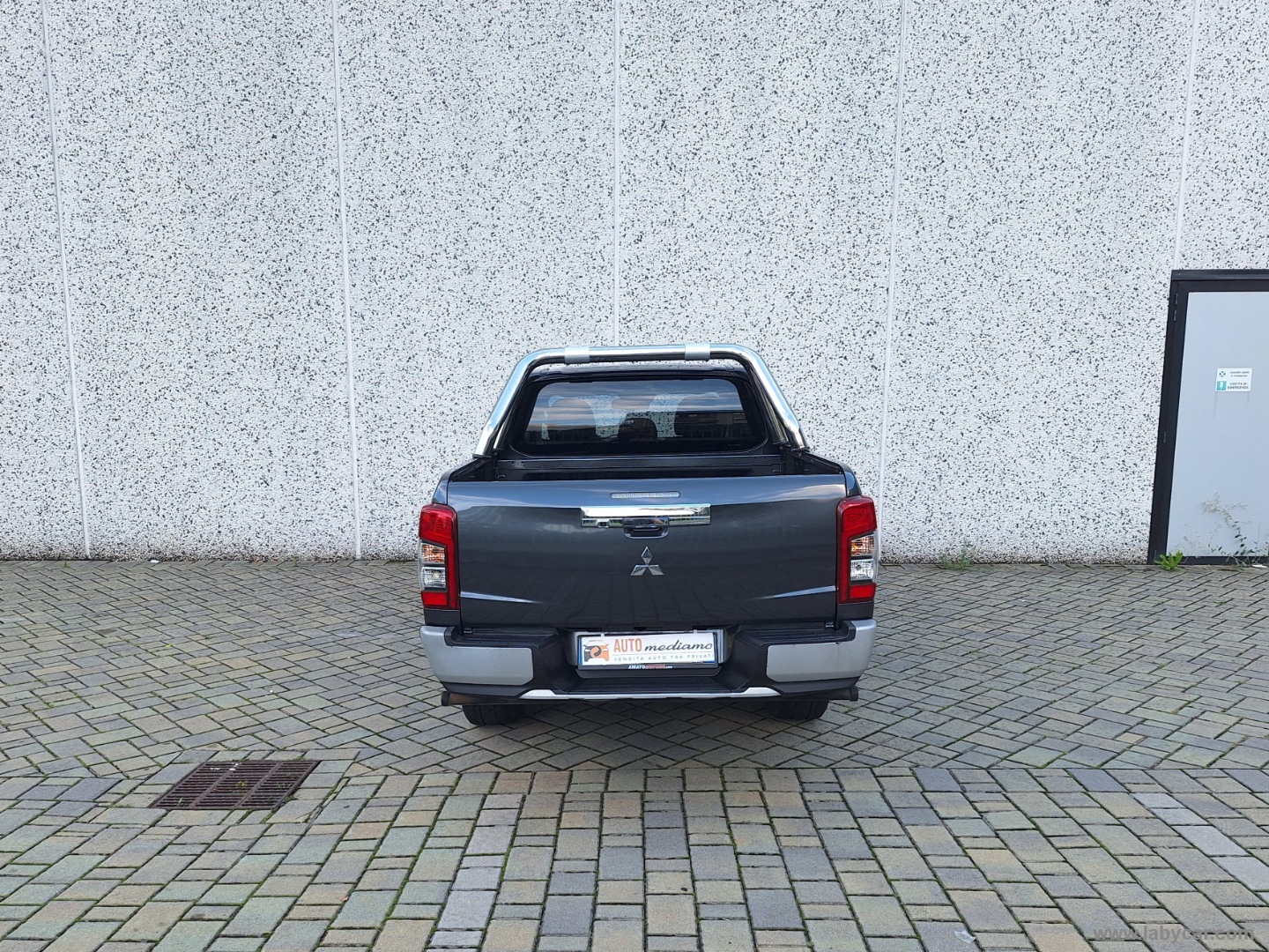 L200 2.3 D DoubleCab 4x4 AUTO RIDOTTE BLOCCAGGIO - immagine 7
