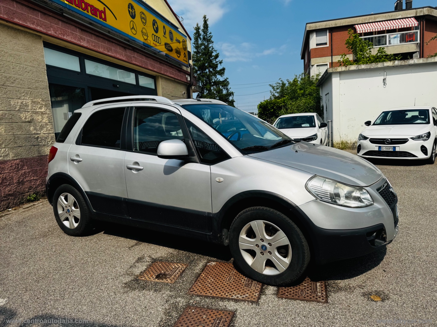 Sedici 1.9 MJT 4x4 Experience - immagine 7