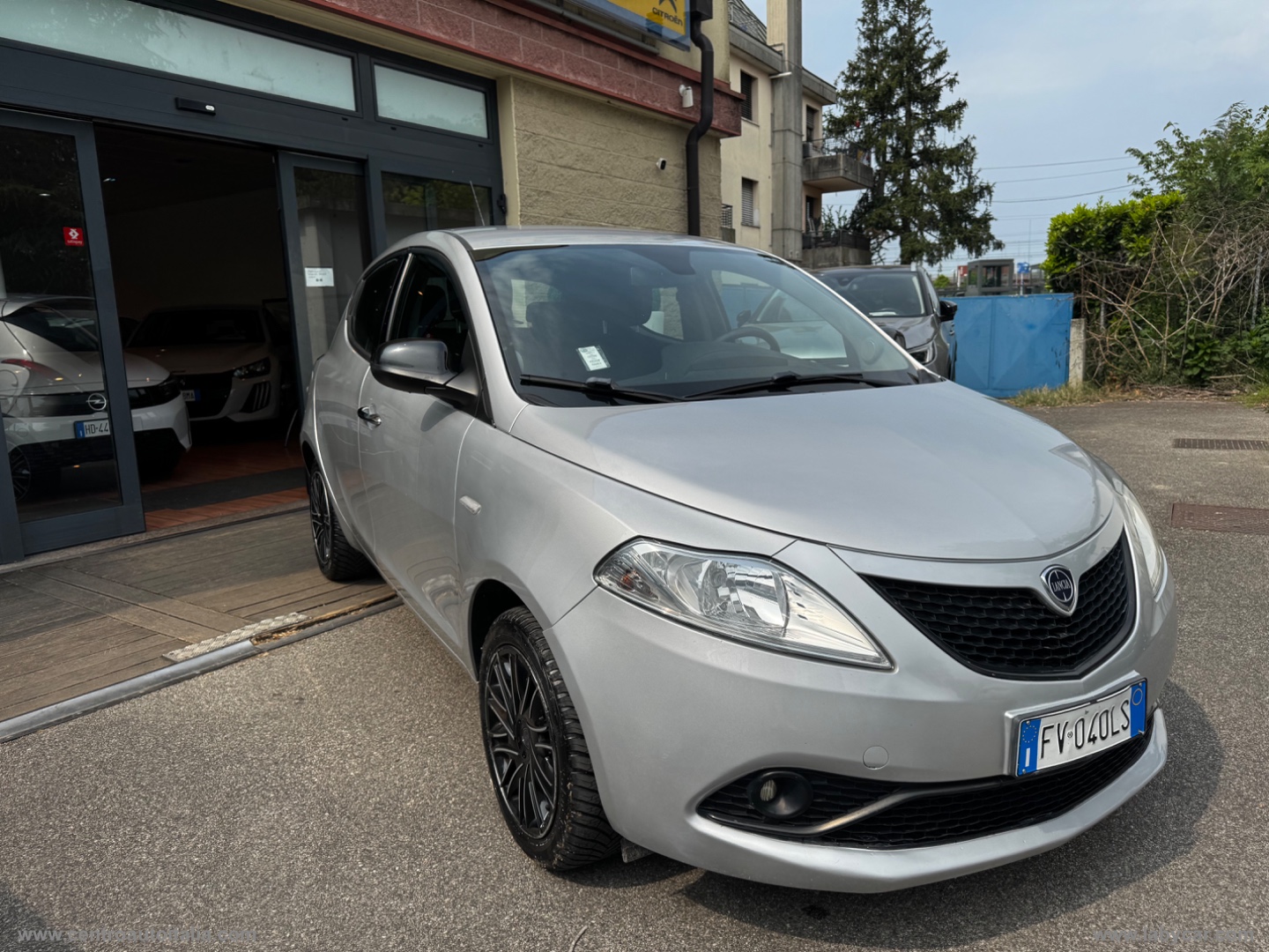 Ypsilon 1.2 69 CV 5p. Gold - immagine 7