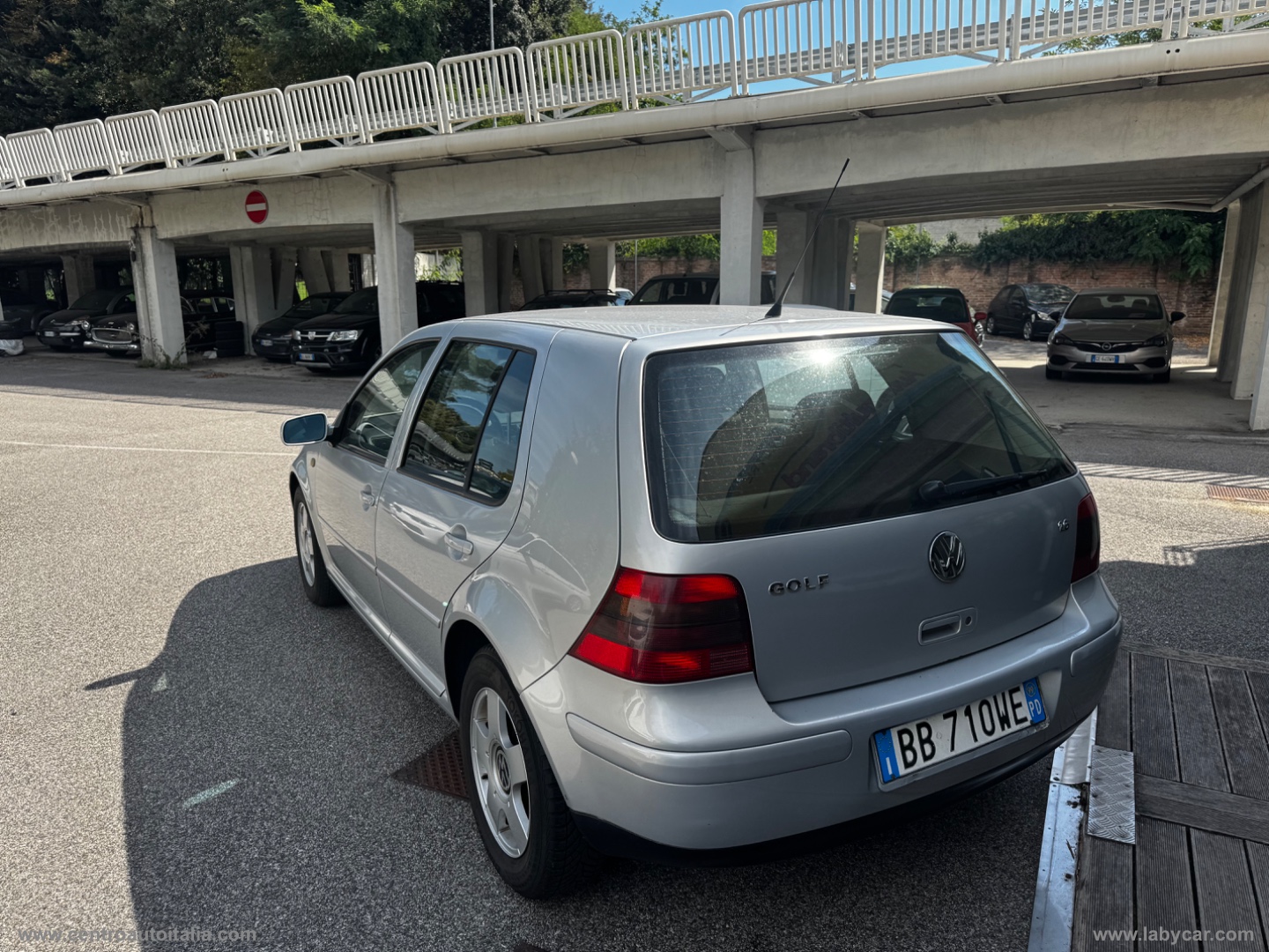 Golf 1.6 5p. Highline - immagine 7