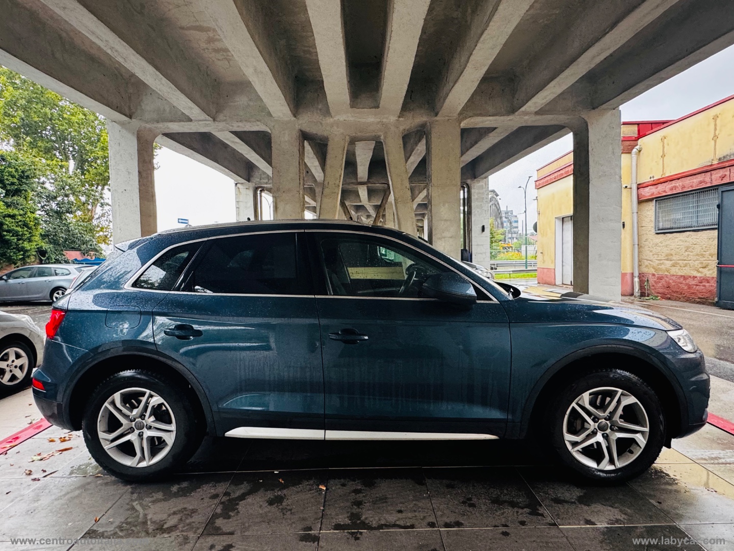 Q5 2.0 TDI quattro S tronic Business - immagine 7