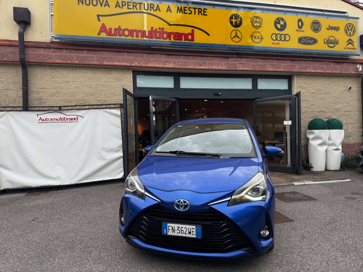 Yaris 1.5 Hybrid 5p. Business - immagine 7