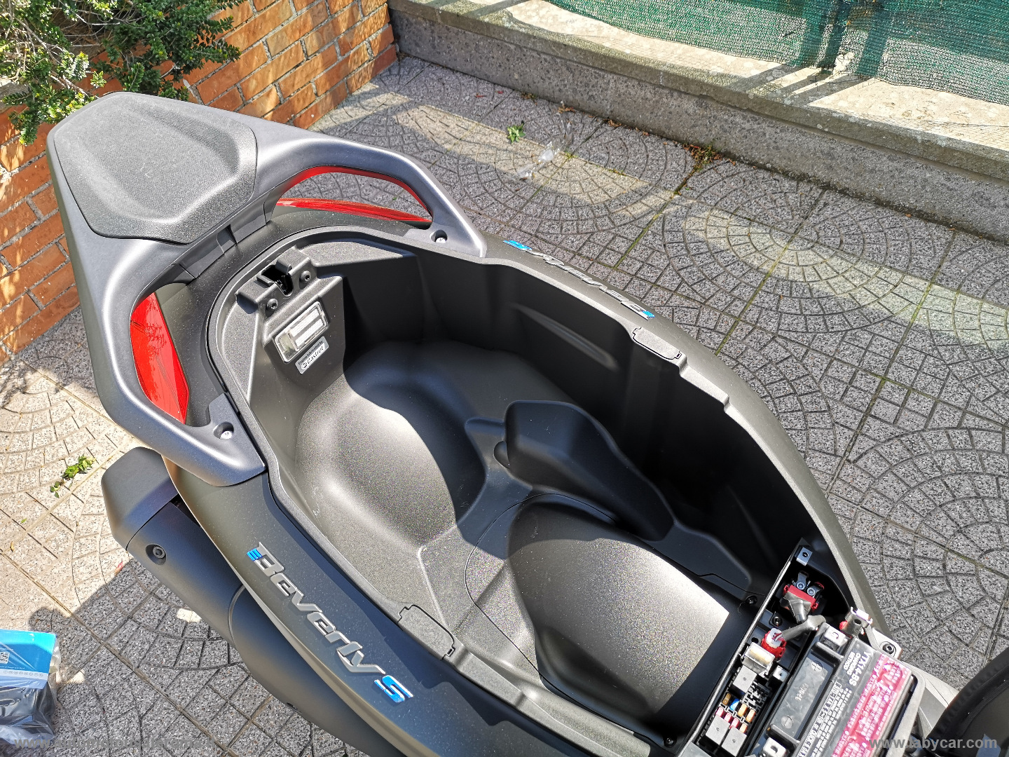 Beverly 310 / S RATE AUTO MOTO SCOOTER - immagine 7