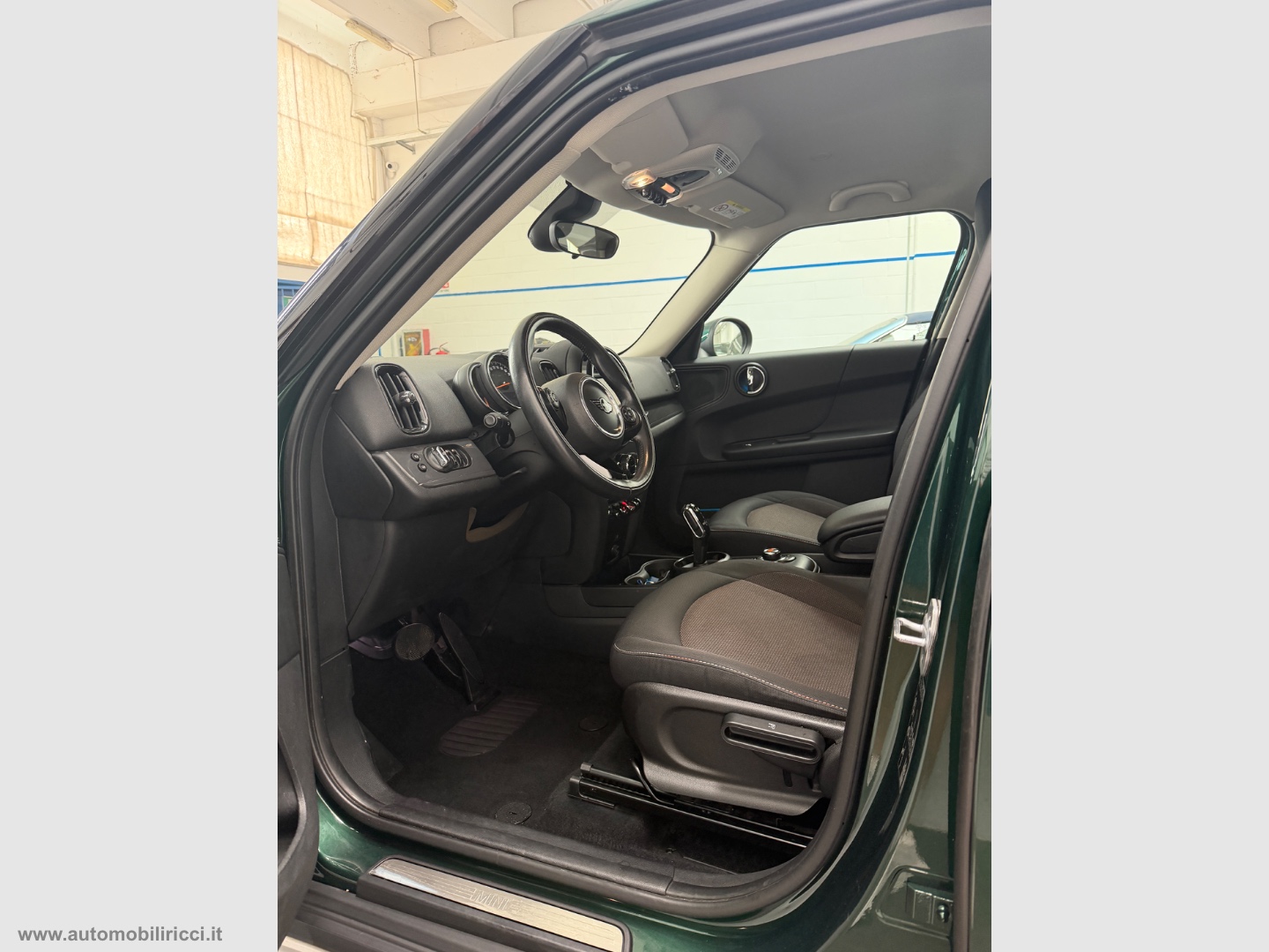Mini Countryman ONE D Aut. - immagine 7