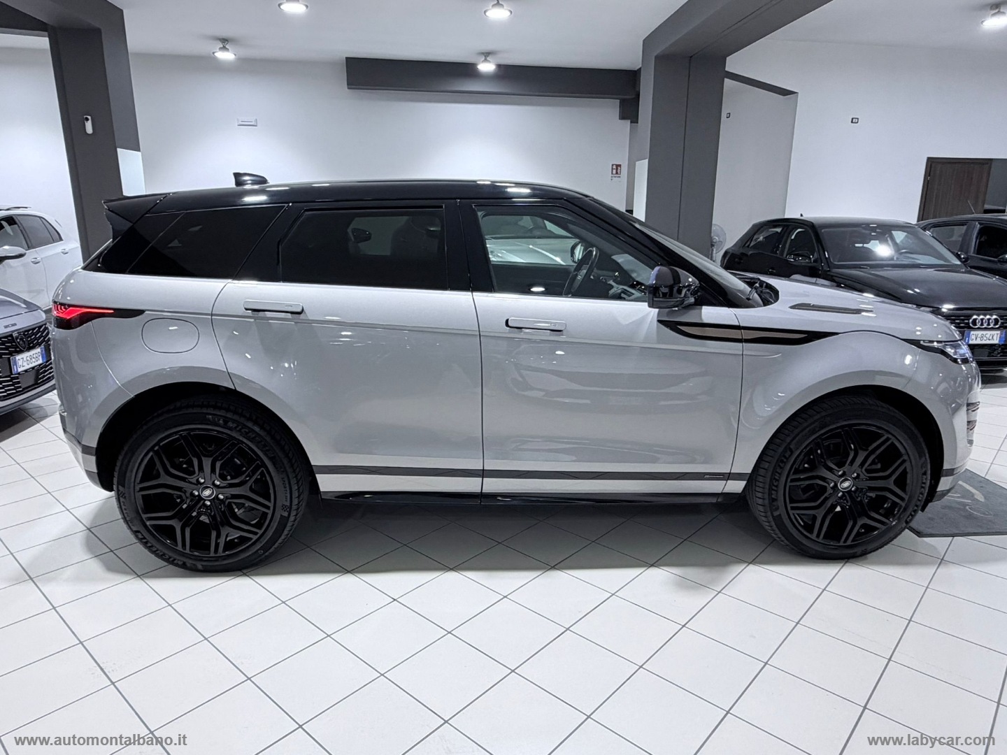 RR Evoque 2.0D L.Flw 150 AWD R-Dyn.HSE - immagine 7