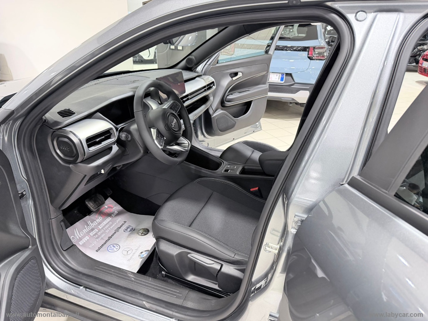 Avenger 1.2 Turbo 110CV e-Hybr.Black Ed. - immagine 7