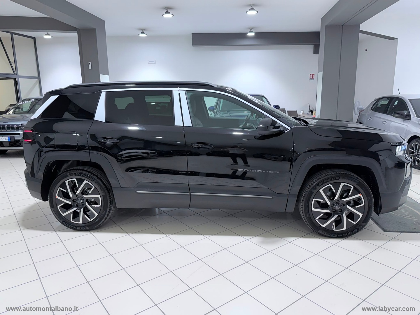 Compass 1.2 Turbo 48V e-Hybrid Summit - immagine 7
