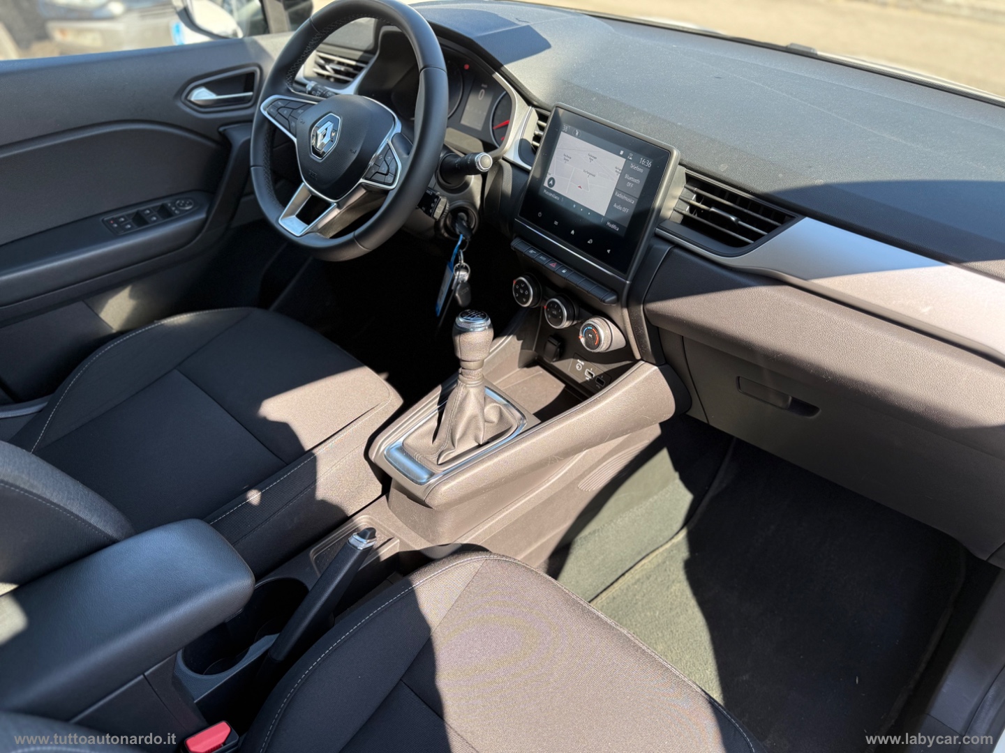 Captur TCe 12V 90 CV Business - immagine 7
