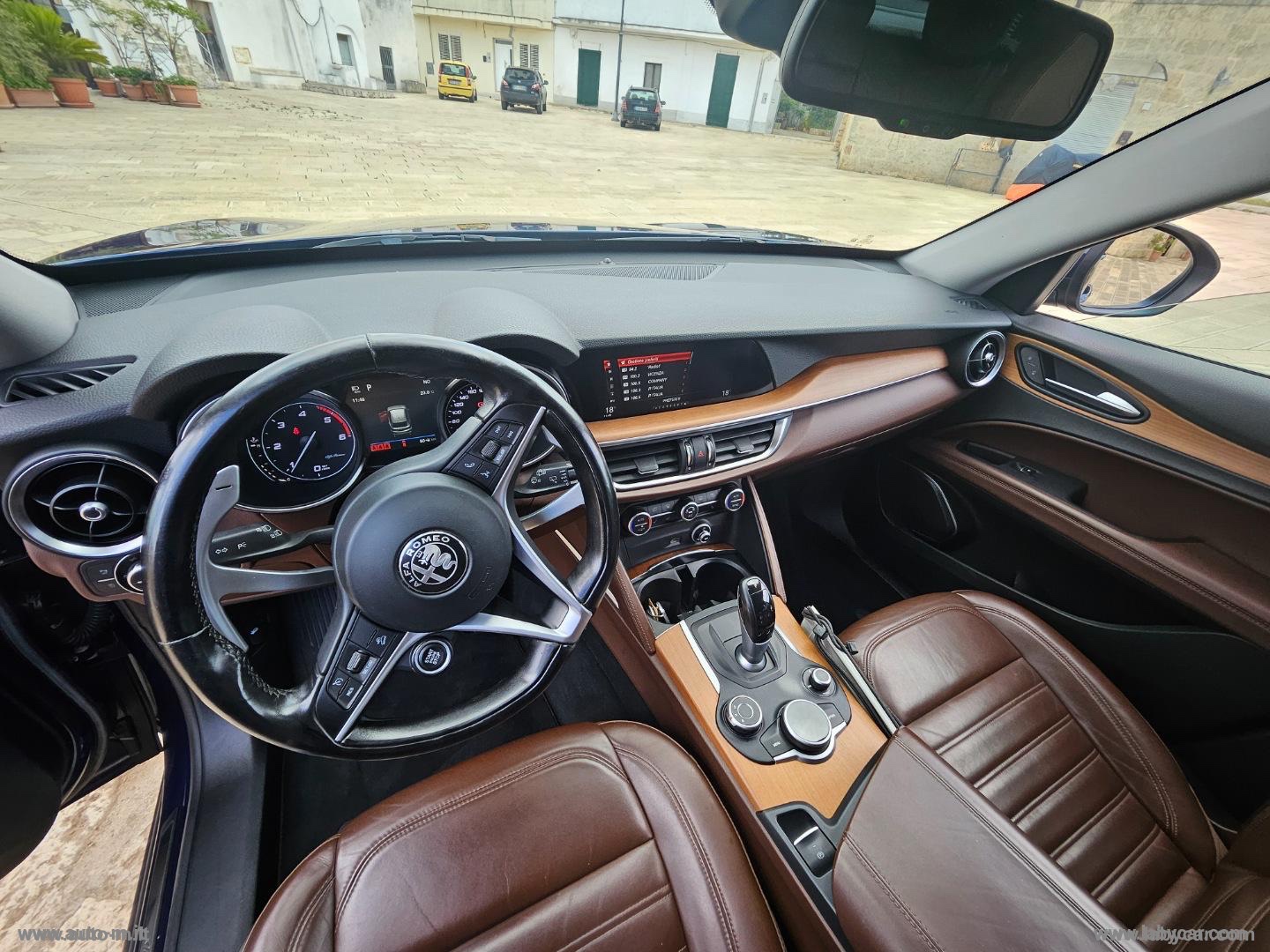 Stelvio 2.2 T.diesel 210 CV AT8 Q4 Exec. - immagine 7