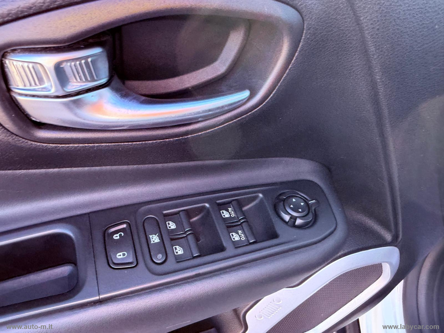 Renegade 1.6 Mjt 120CV Limited - immagine 7