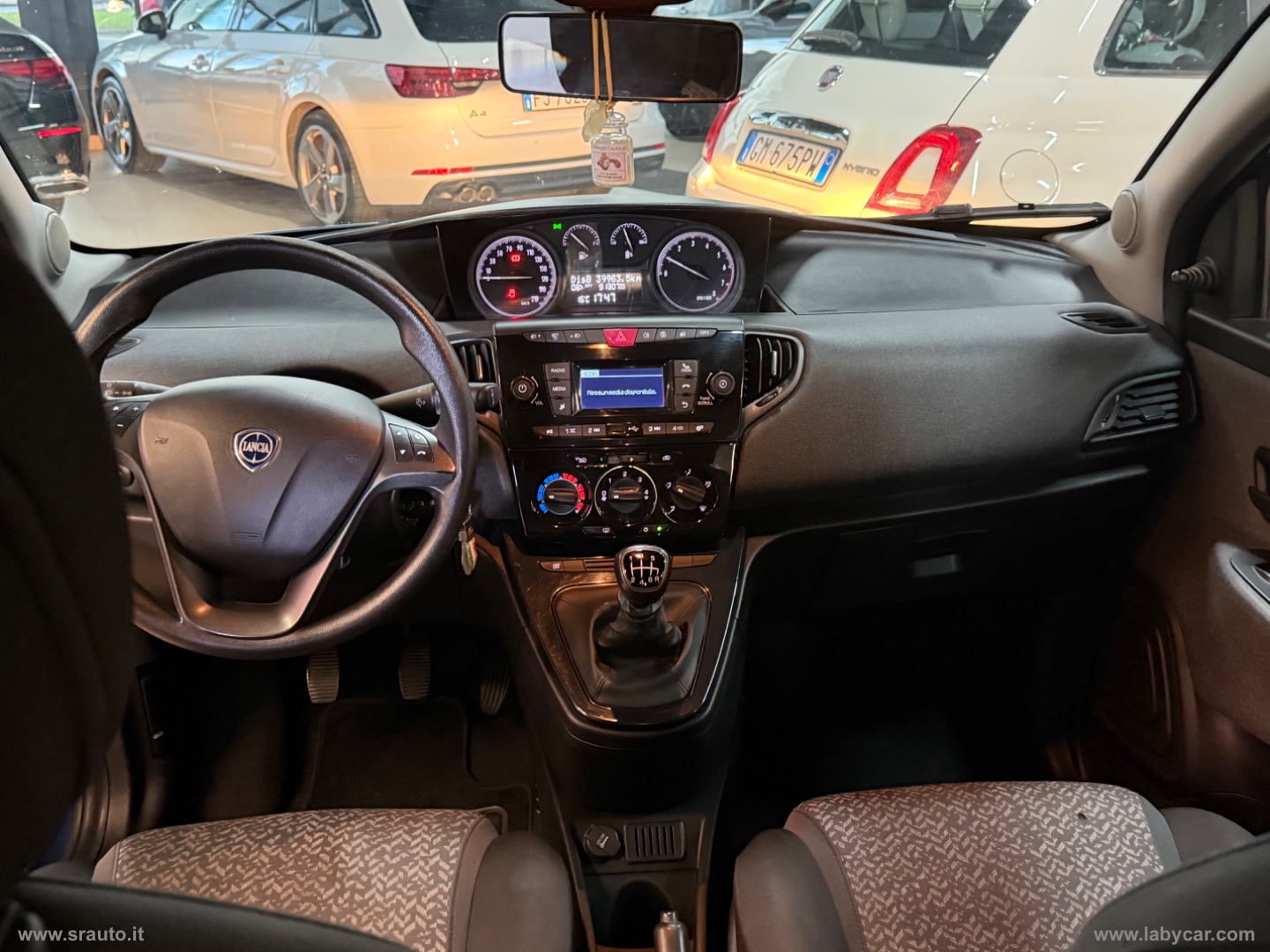 Ypsilon 1.0 FireFly 5pS&S Hyb. Eco Silv. - immagine 7