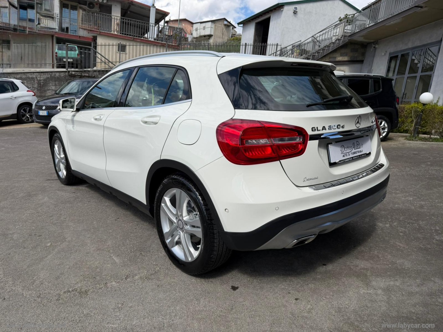 GLA 200 d Automatic 4Matic Premium - immagine 7