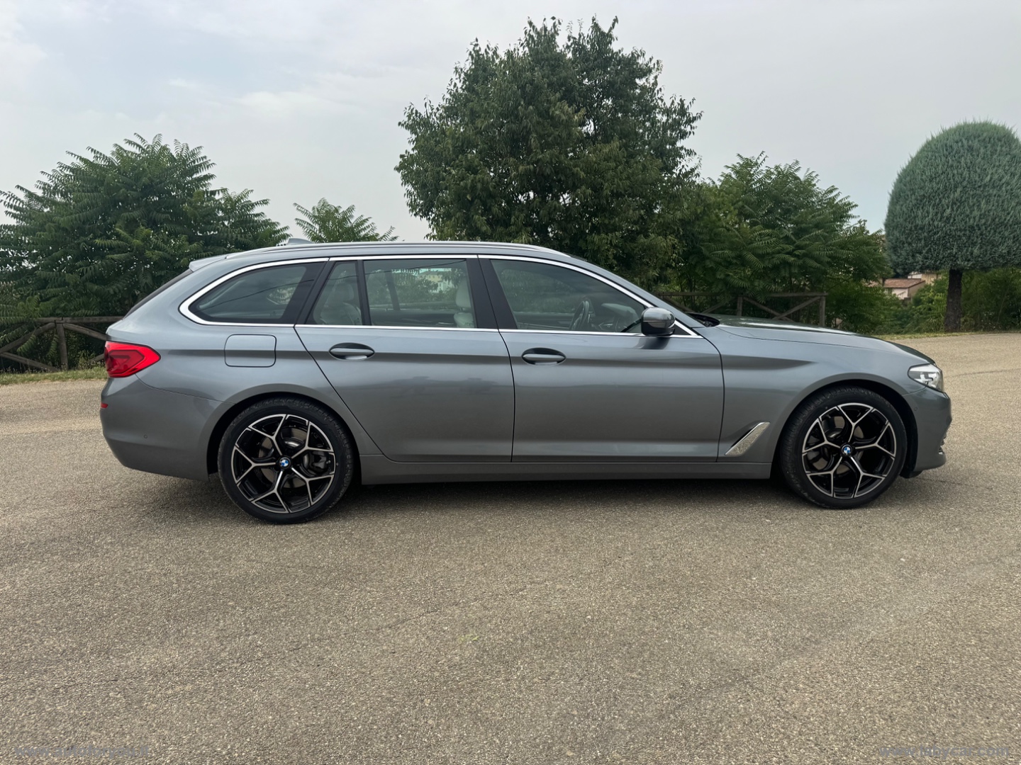 520d xDrive Touring Luxury - immagine 7
