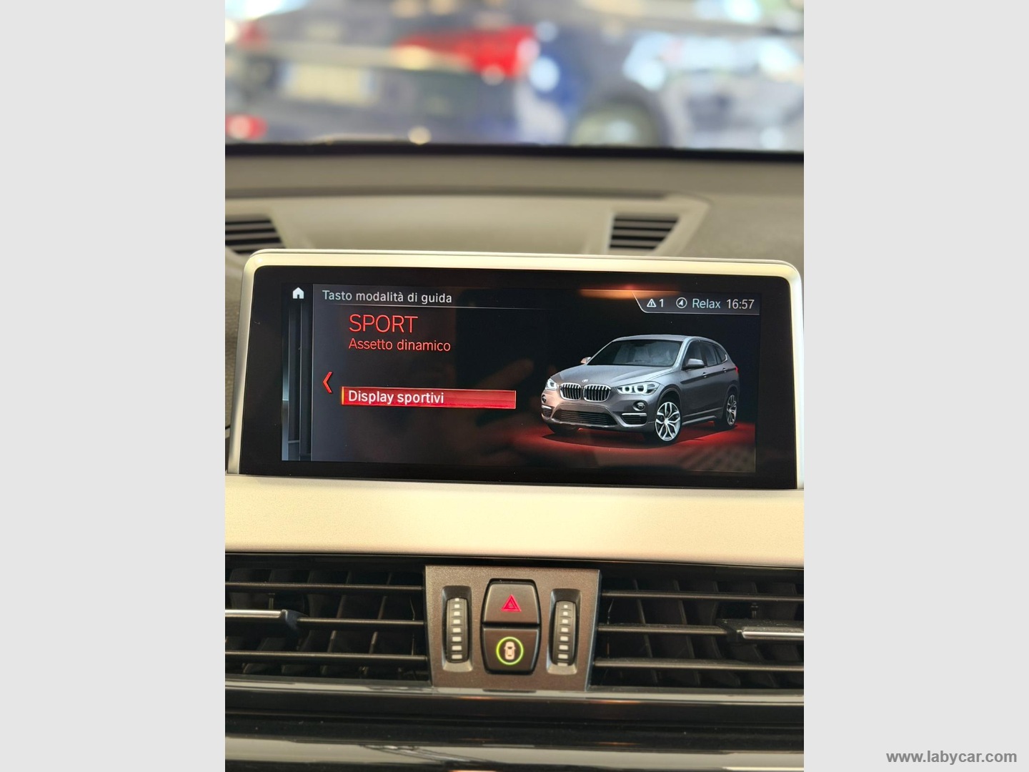 X1 sDrive18d Business Advantage - immagine 7