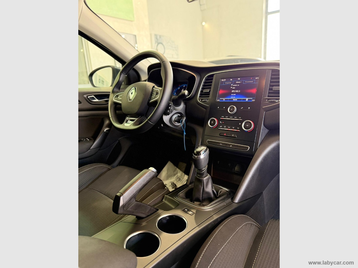Mégane dCi 8V 110 CV EDC Energy Intens - immagine 7