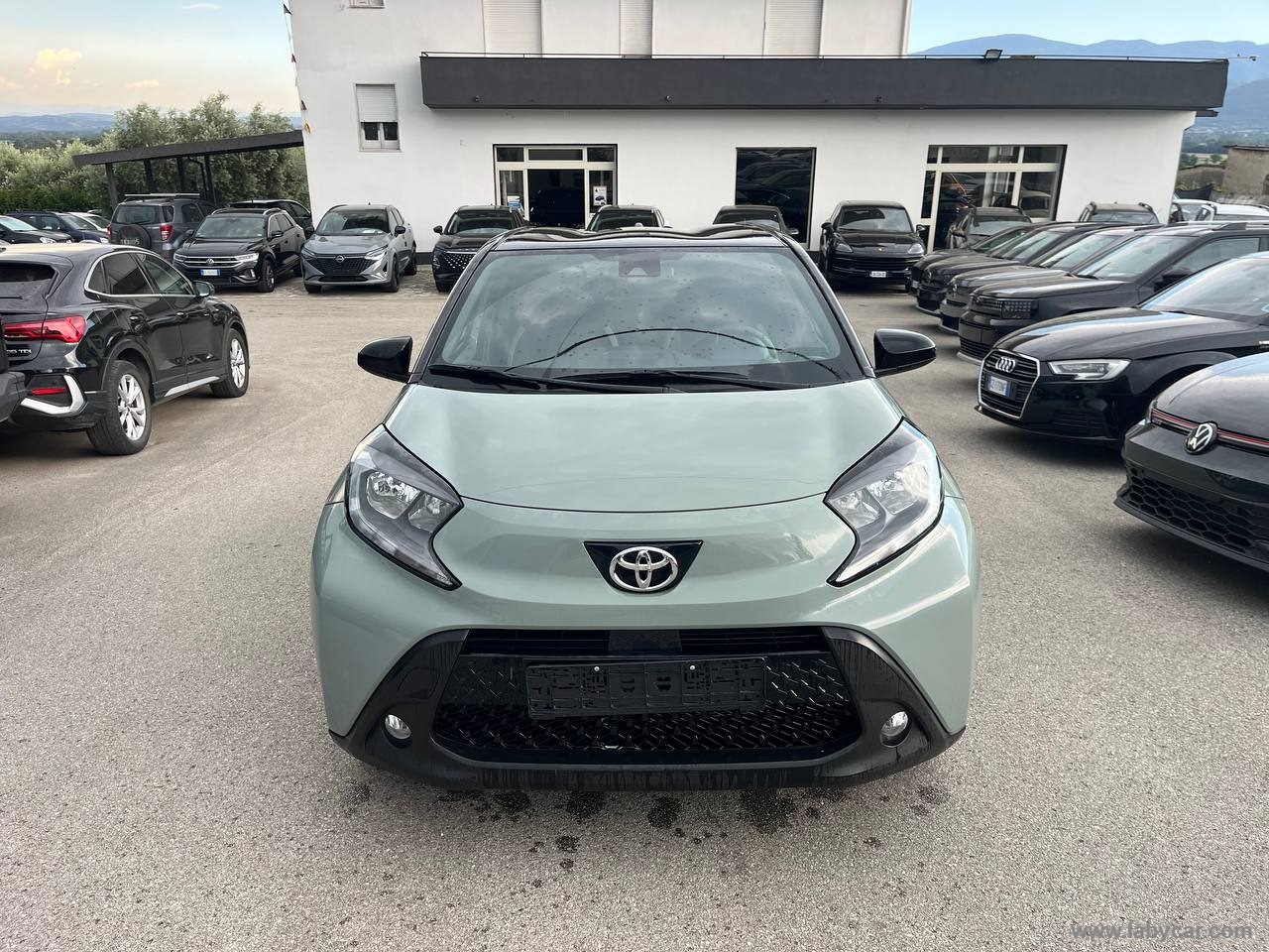 Aygo X 1.0 VVT-i 72 CV 5p. Lounge S-CVT - immagine 7