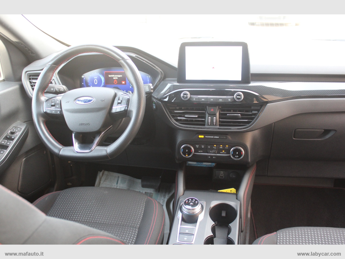 Kuga 2.0 TDCI 120 CV S&S 2WD ST-Line - immagine 8