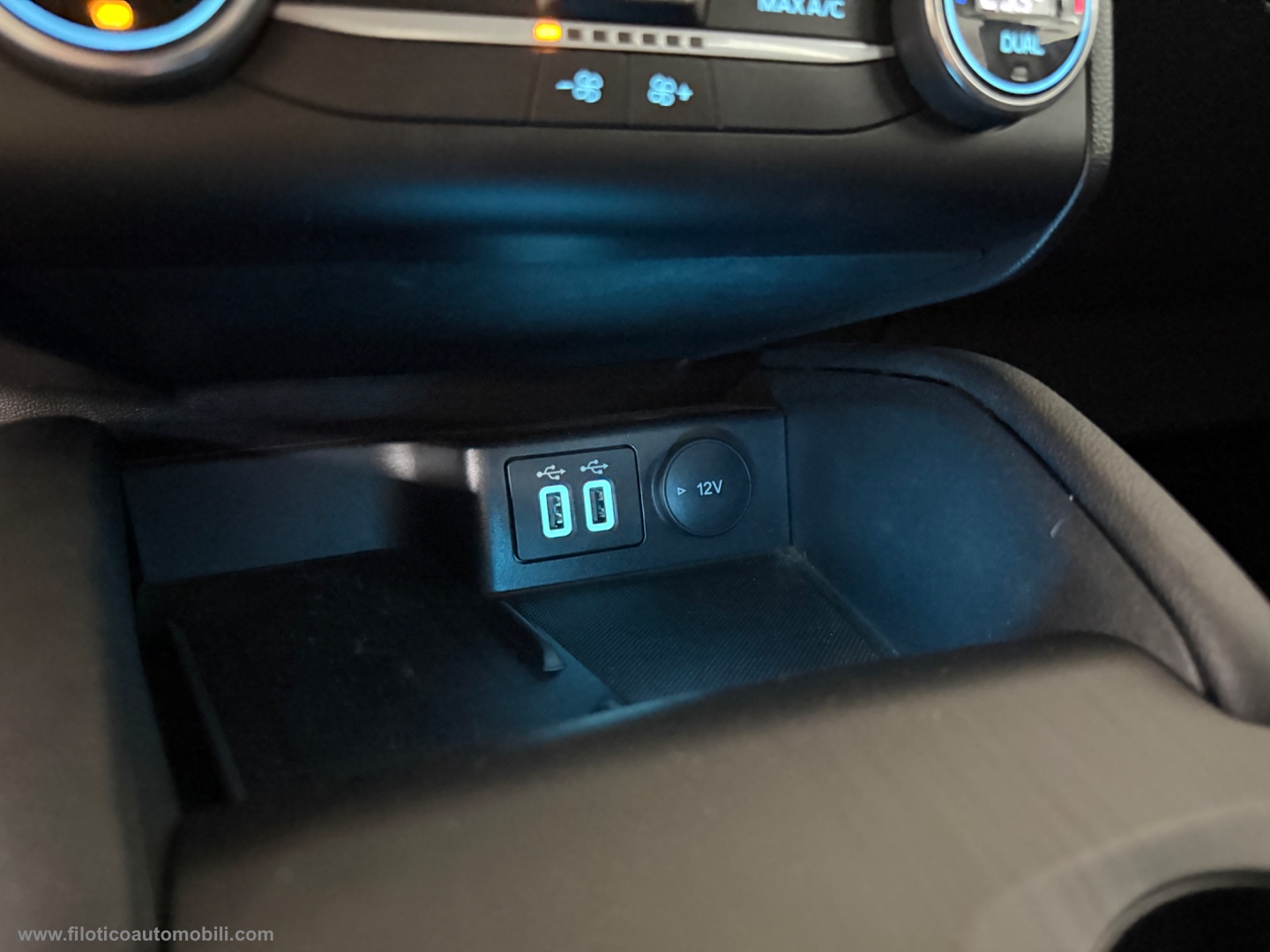 Kuga 1.5 EcoBlue 120 CV aut. 2WD ST-Line KM CERTIFICATI  38.209 - PARCHEGGIO AUTO FULL - immagine 8