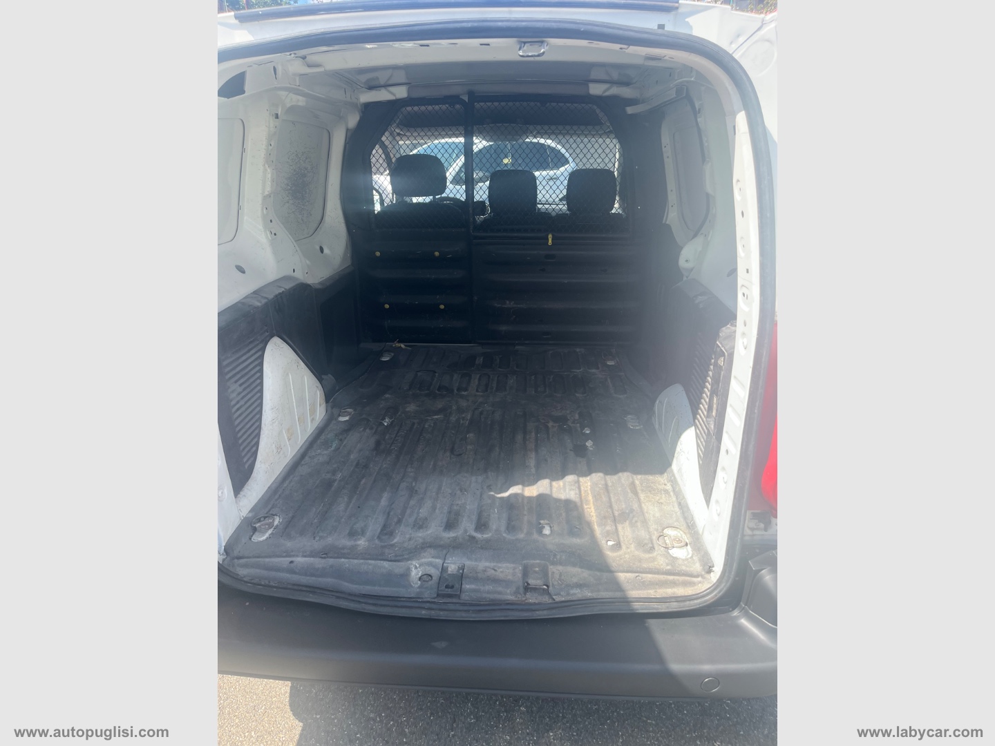 Berlingo 1.6 HDi 90 Van 3 posti Club MECCANICAMENTE RIFATTO - immagine 8