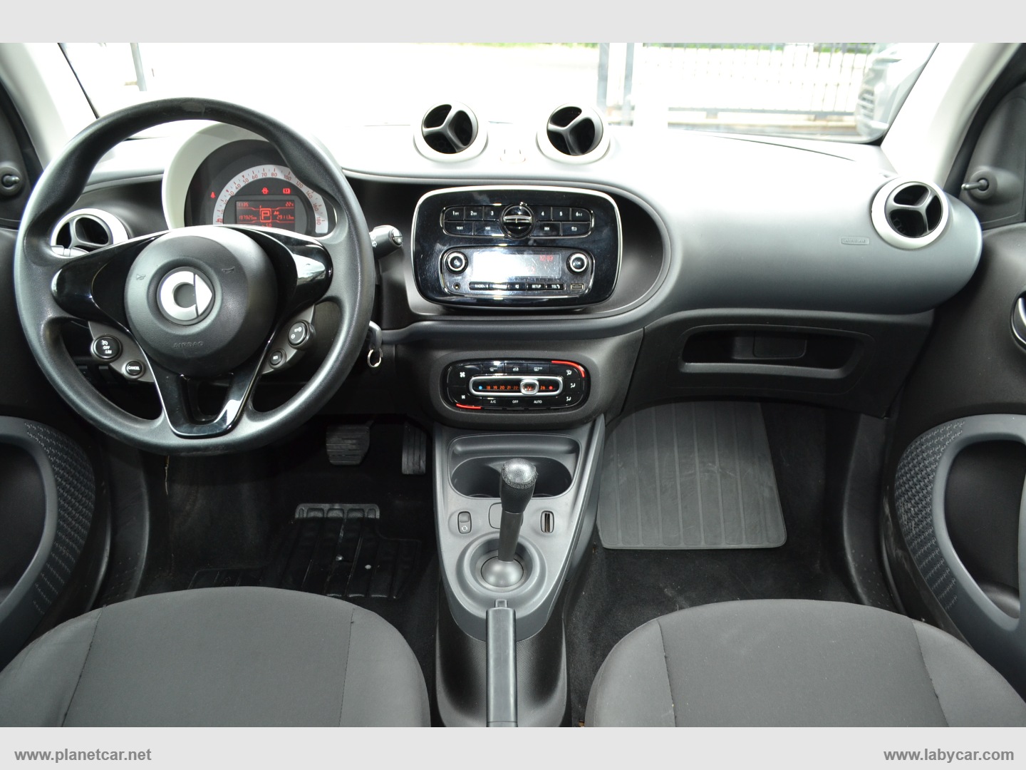 fortwo 70 1.0 twinamic Youngster - immagine 8