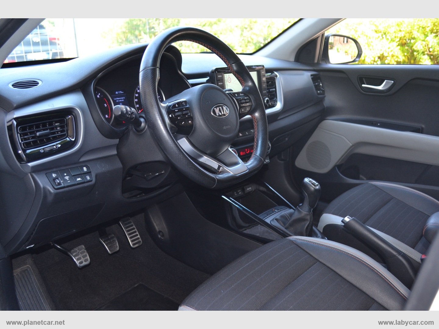Stonic 1.6 CRDi 110 CV Urban - immagine 8