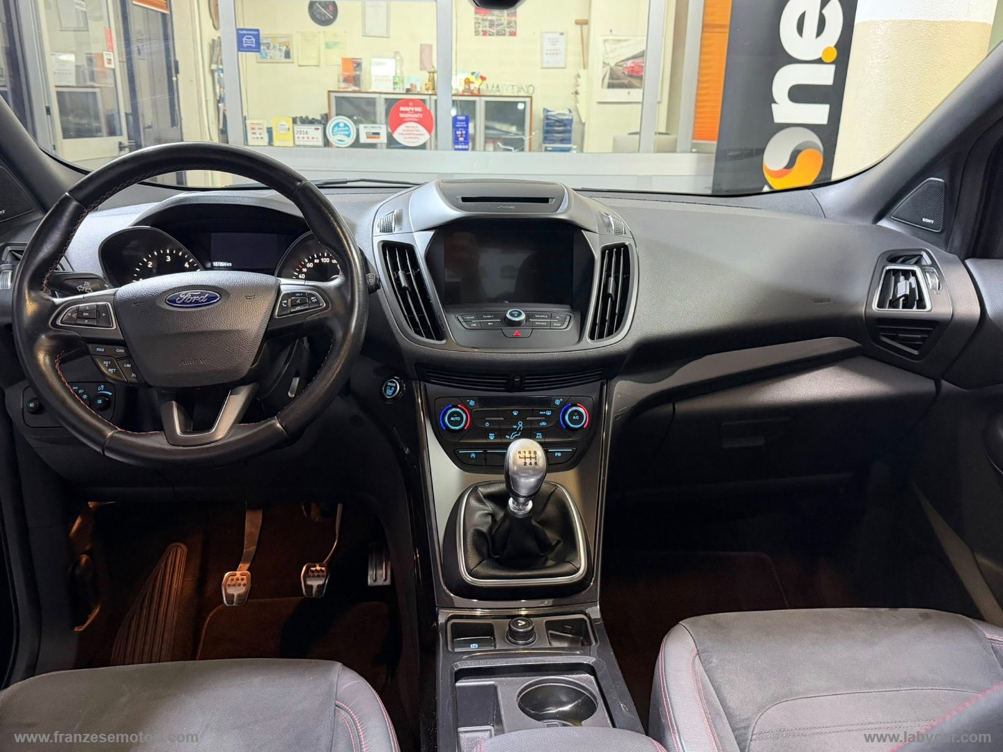 Kuga 2.0 TDCI 150CV S&S 2WD ST-Line Bus. KM CERTIFICATI - PROV. BO- ACCESSORIATA - immagine 8