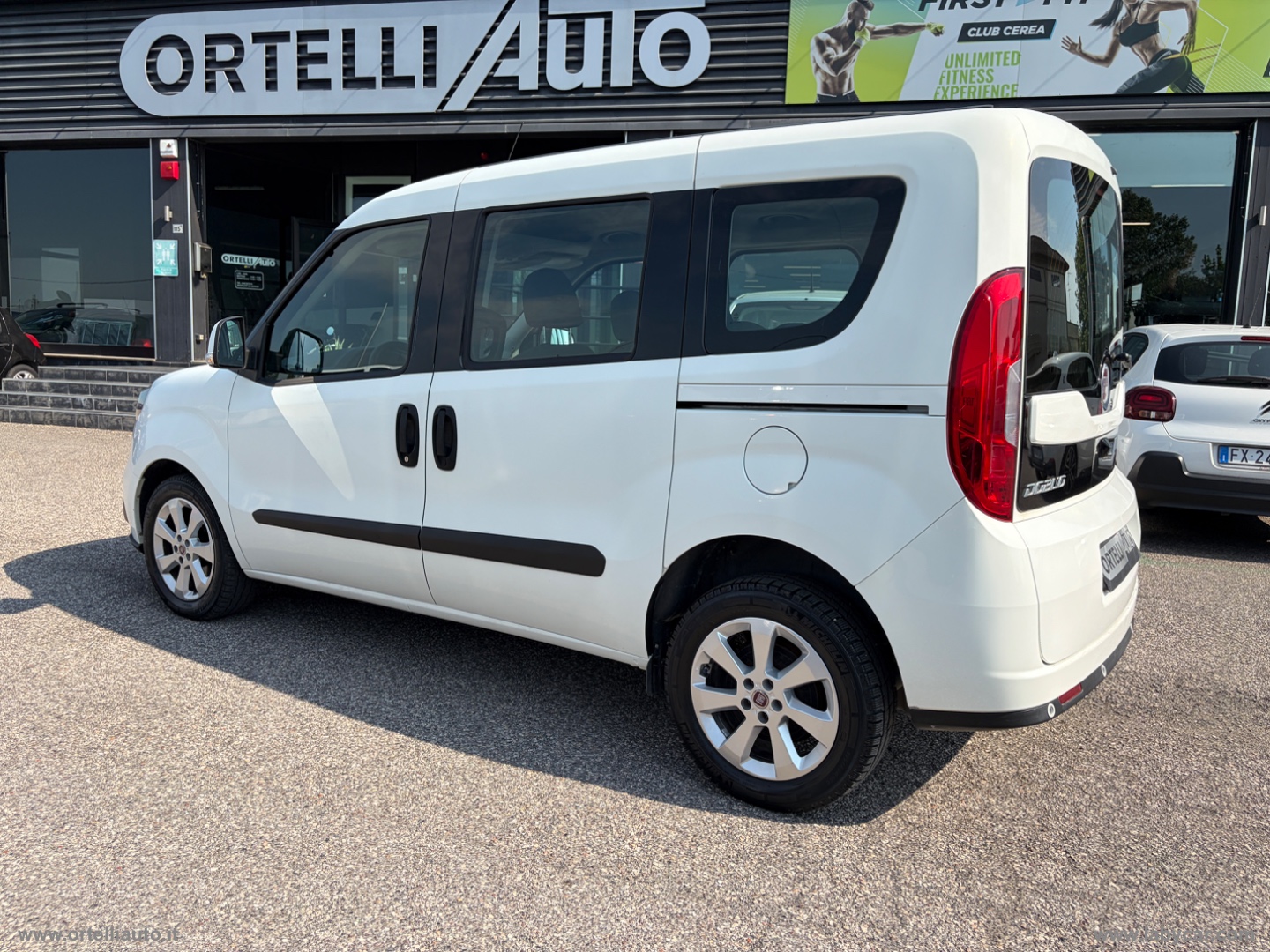 Doblò 1.6 MJT 95 CV Lounge - immagine 8