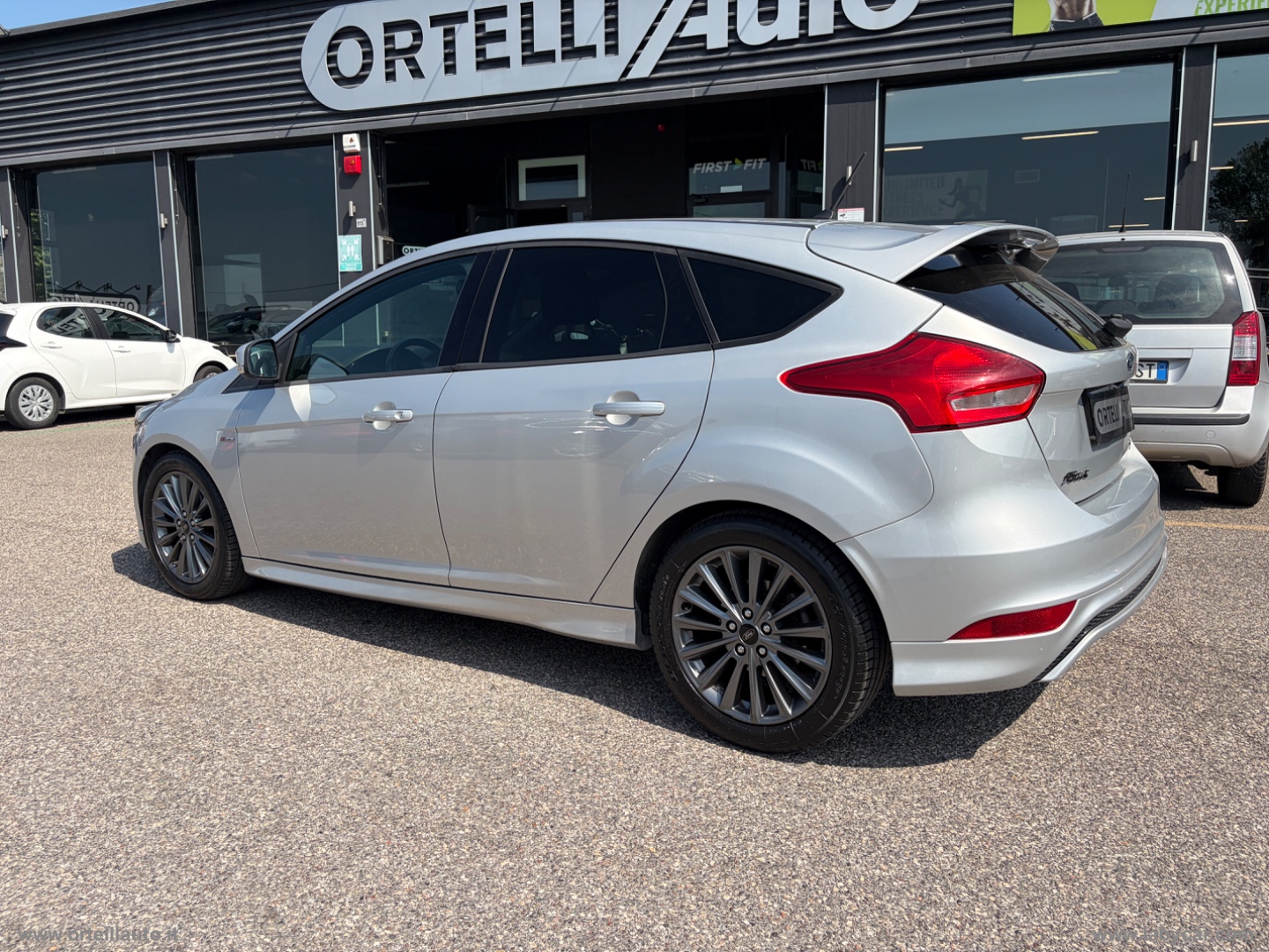 Focus 1.5 EcoBlue 120CV 5p. ST Line - immagine 8