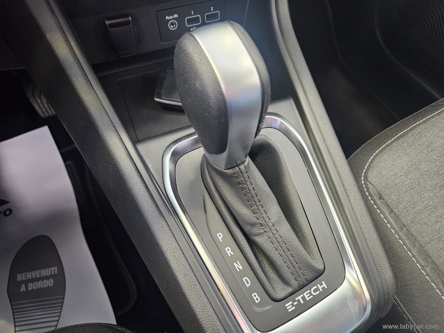 Captur Hybrid E-Tech 145 CV Business AUT. - immagine 8