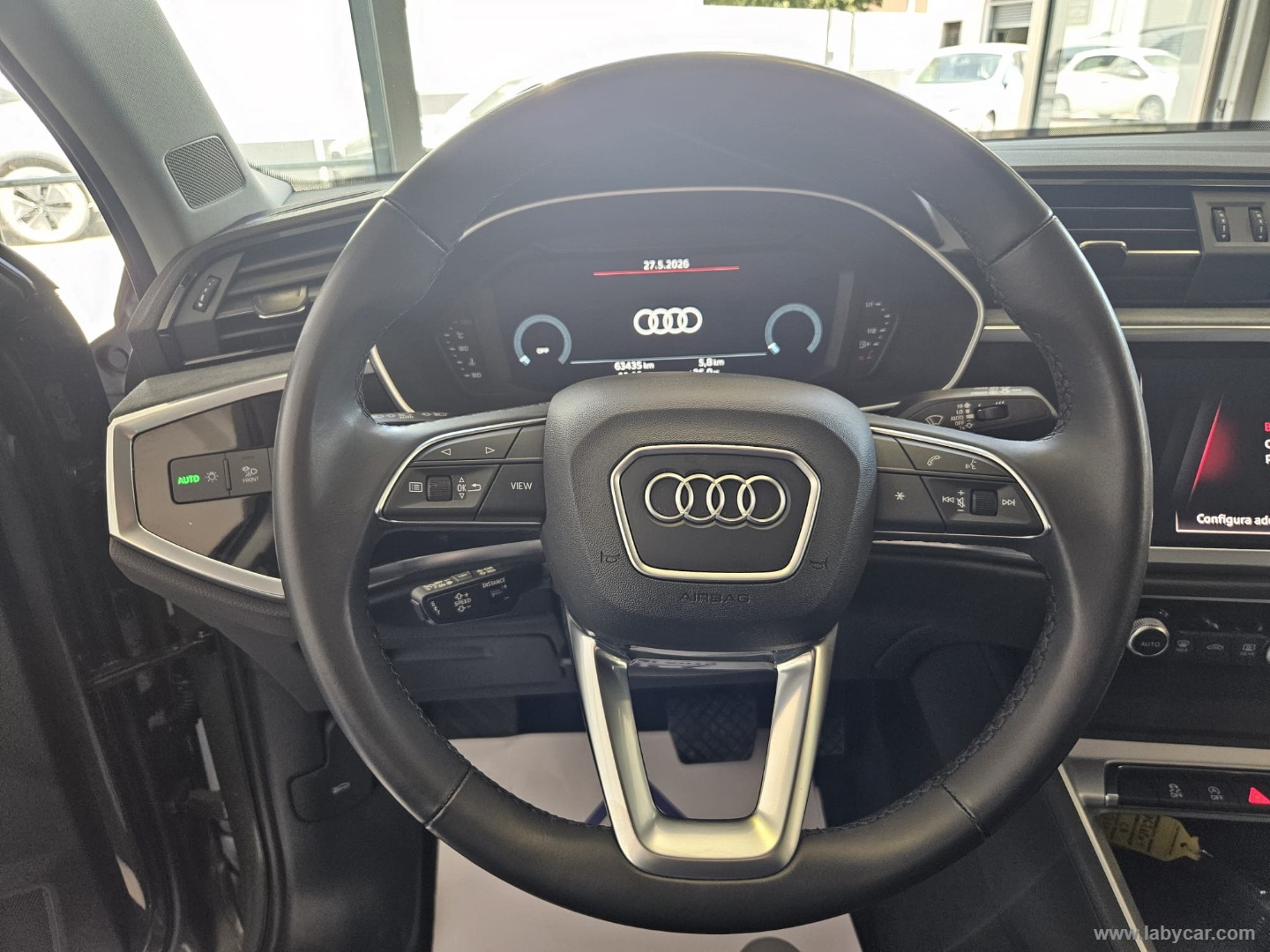 Q3 40 TDI quattro S tr. Business Adv. - immagine 8
