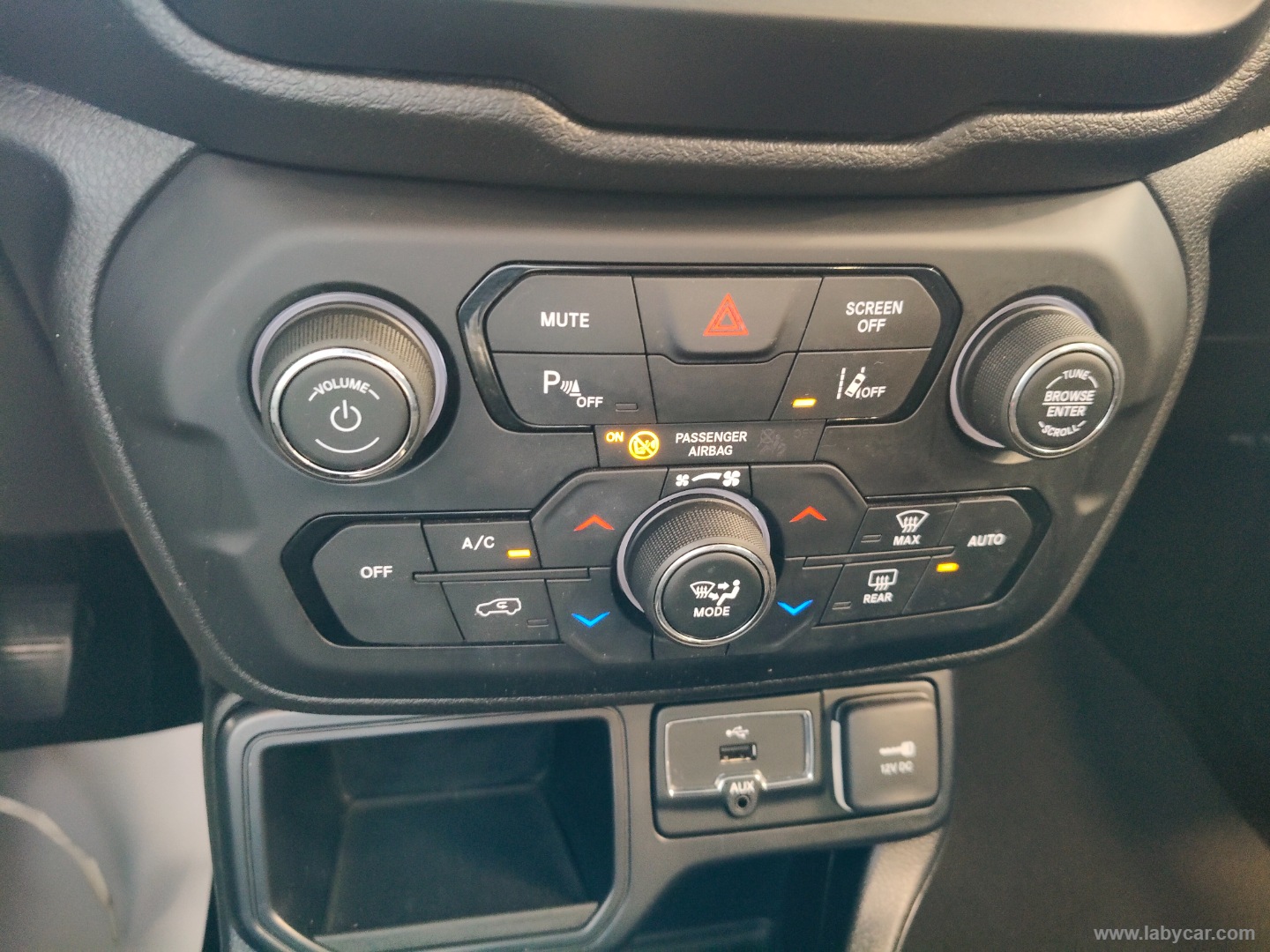 Renegade 1.6 Mjt 120CV Limited - immagine 8