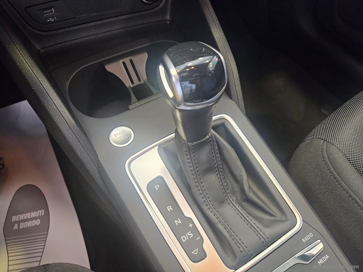 Q2 30 TDI S tronic Business - immagine 8