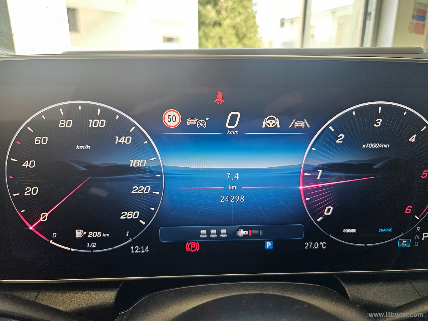 GLC 220 d 4Matic Coupé AMG Line PREMIUM Plus - immagine 8