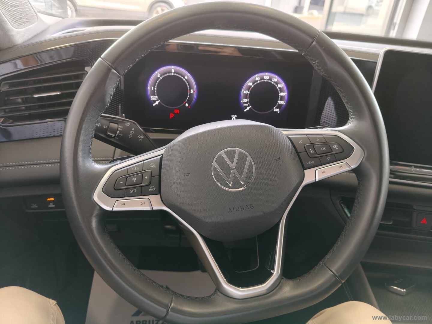 Tiguan 2.0 TDI 150 CV DSG Edition Plus - immagine 8