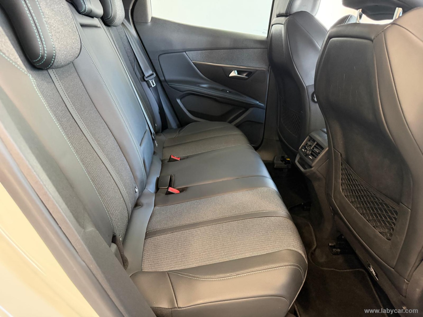 3008 BlueHDi 130 S&S Allure Pack - immagine 8