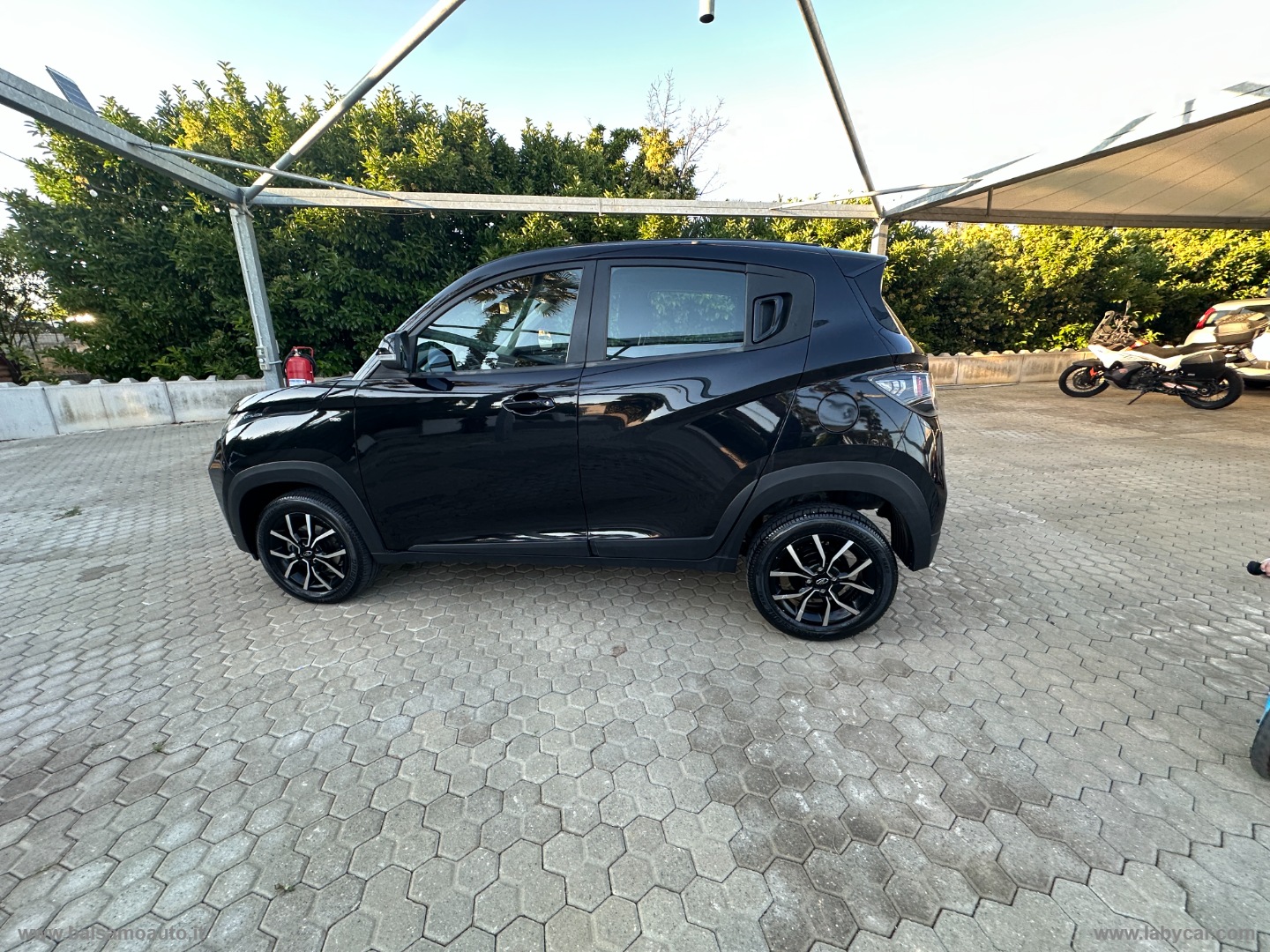 KUV100 1.2 VVT K8 - immagine 8