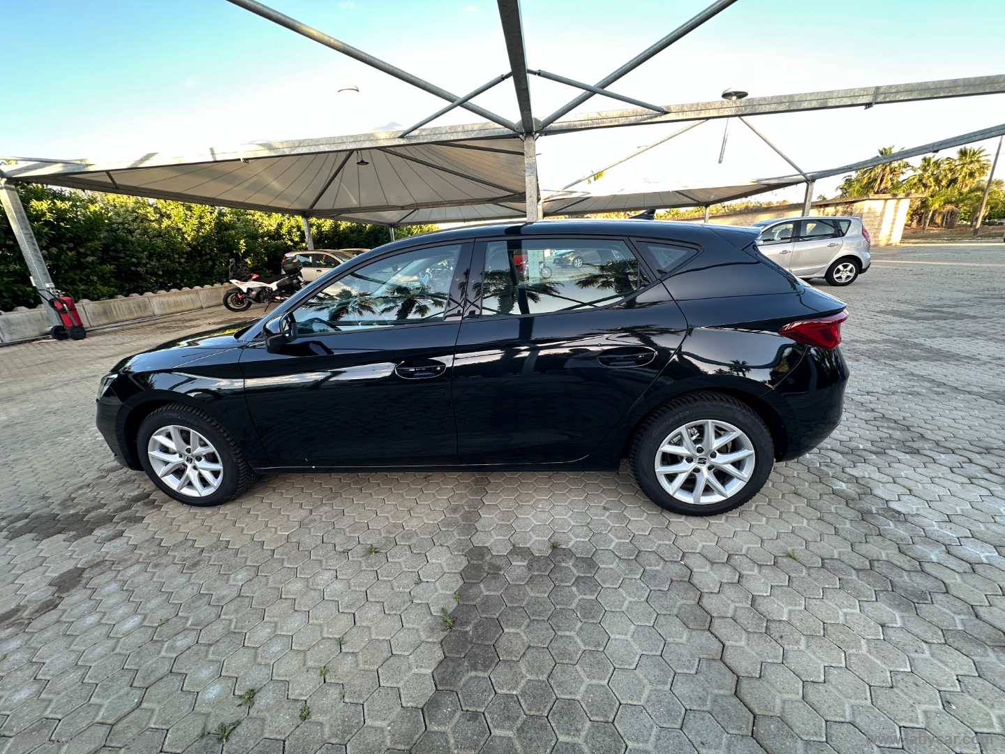 Leon 2.0 TDI 150CV DSG Style - immagine 8