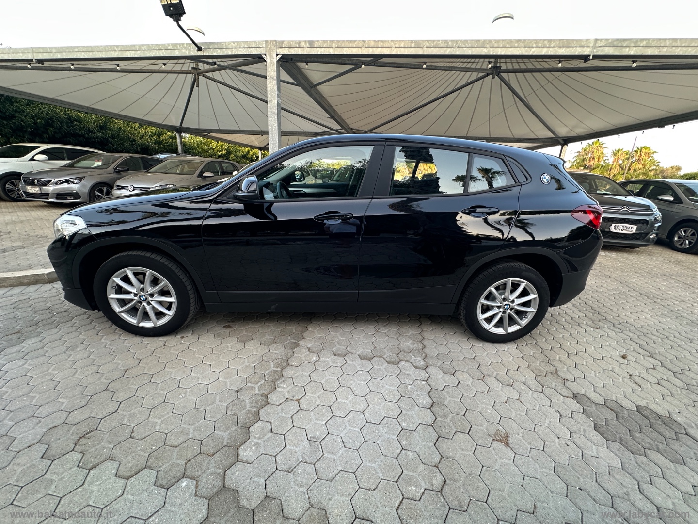 X2 xDrive18d Advantage - immagine 8