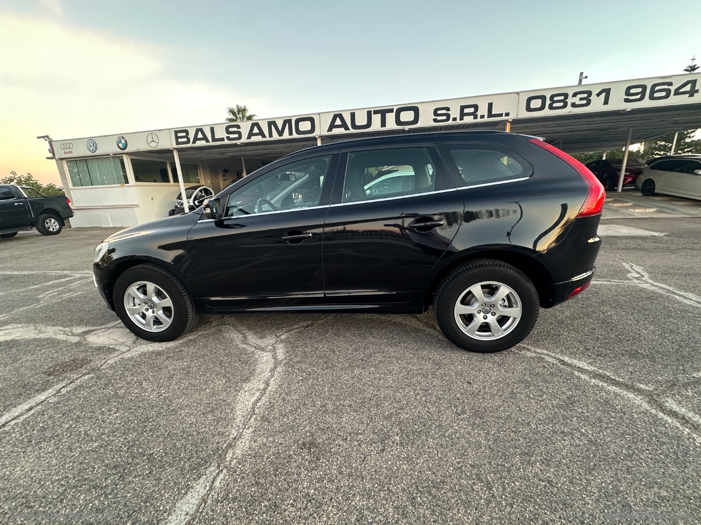 XC60 AWD 2.4D Momentum - immagine 8
