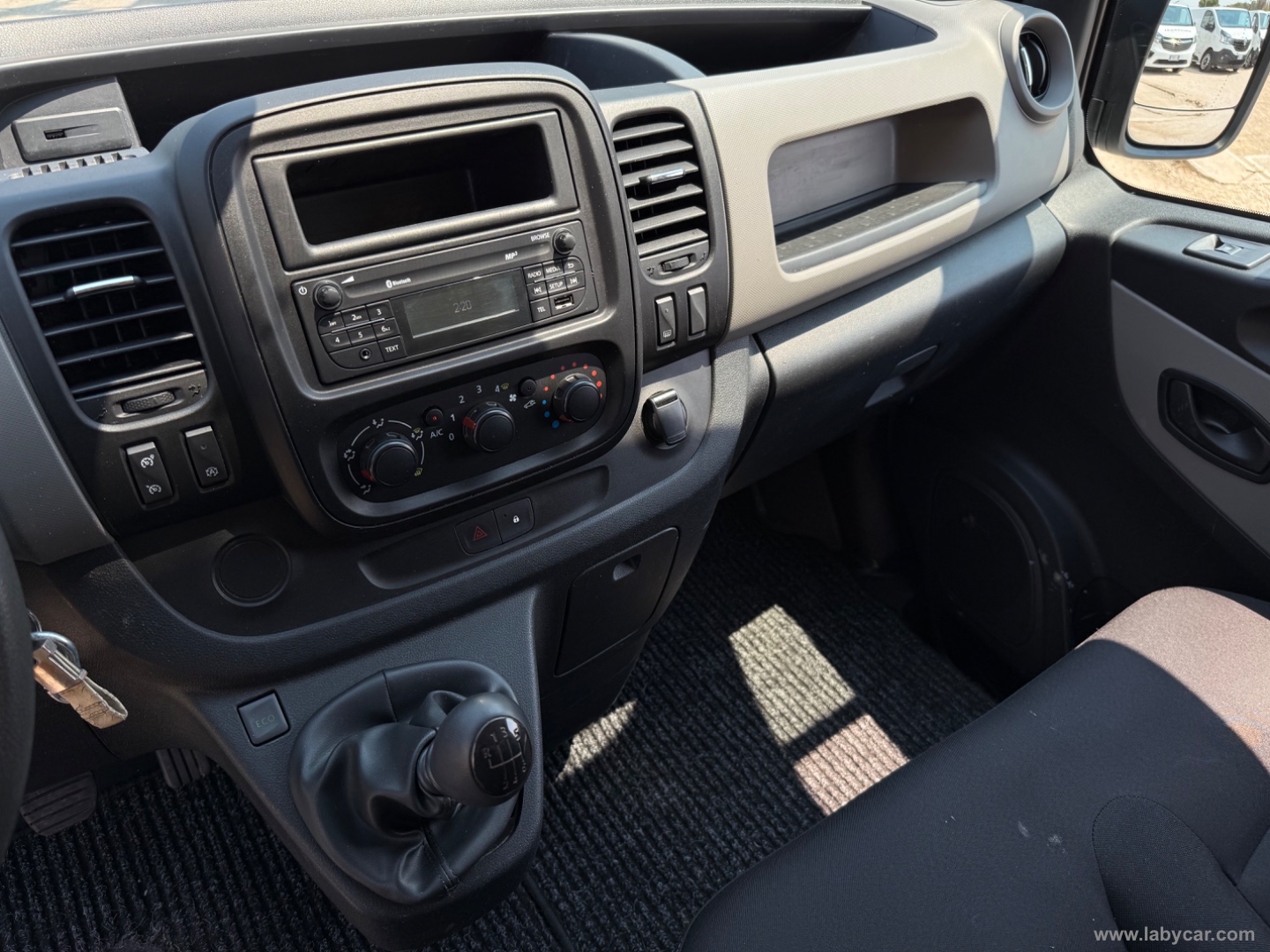 Trafic T29 1.6dCi 145 PC-TN Furgone Ice - immagine 8