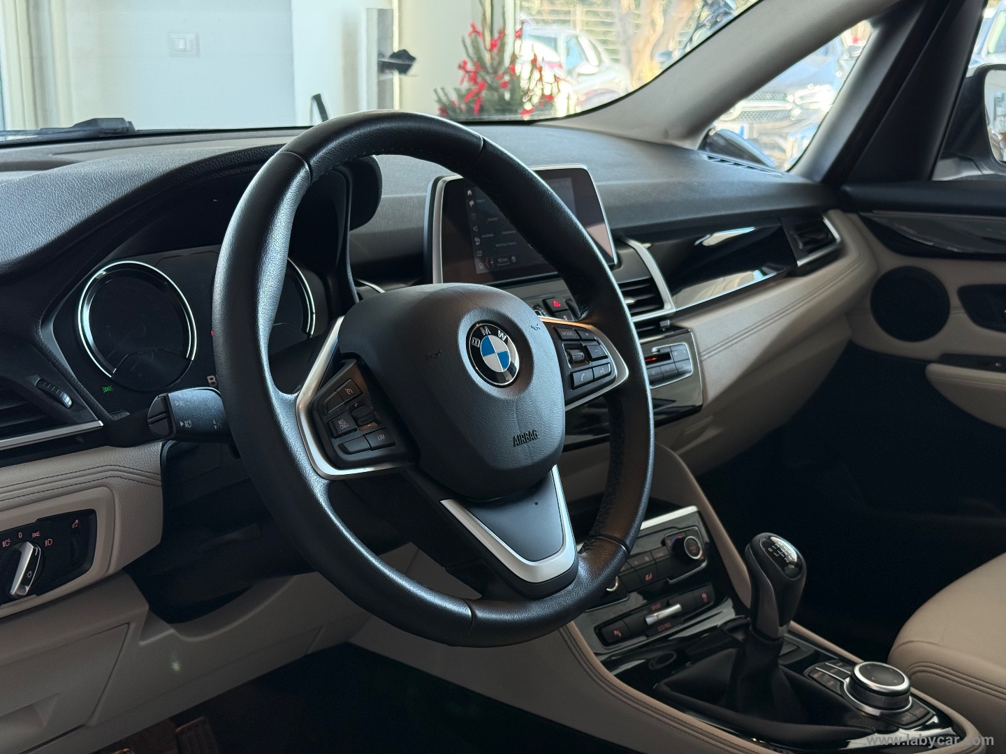218d Active Tourer Luxury - immagine 8