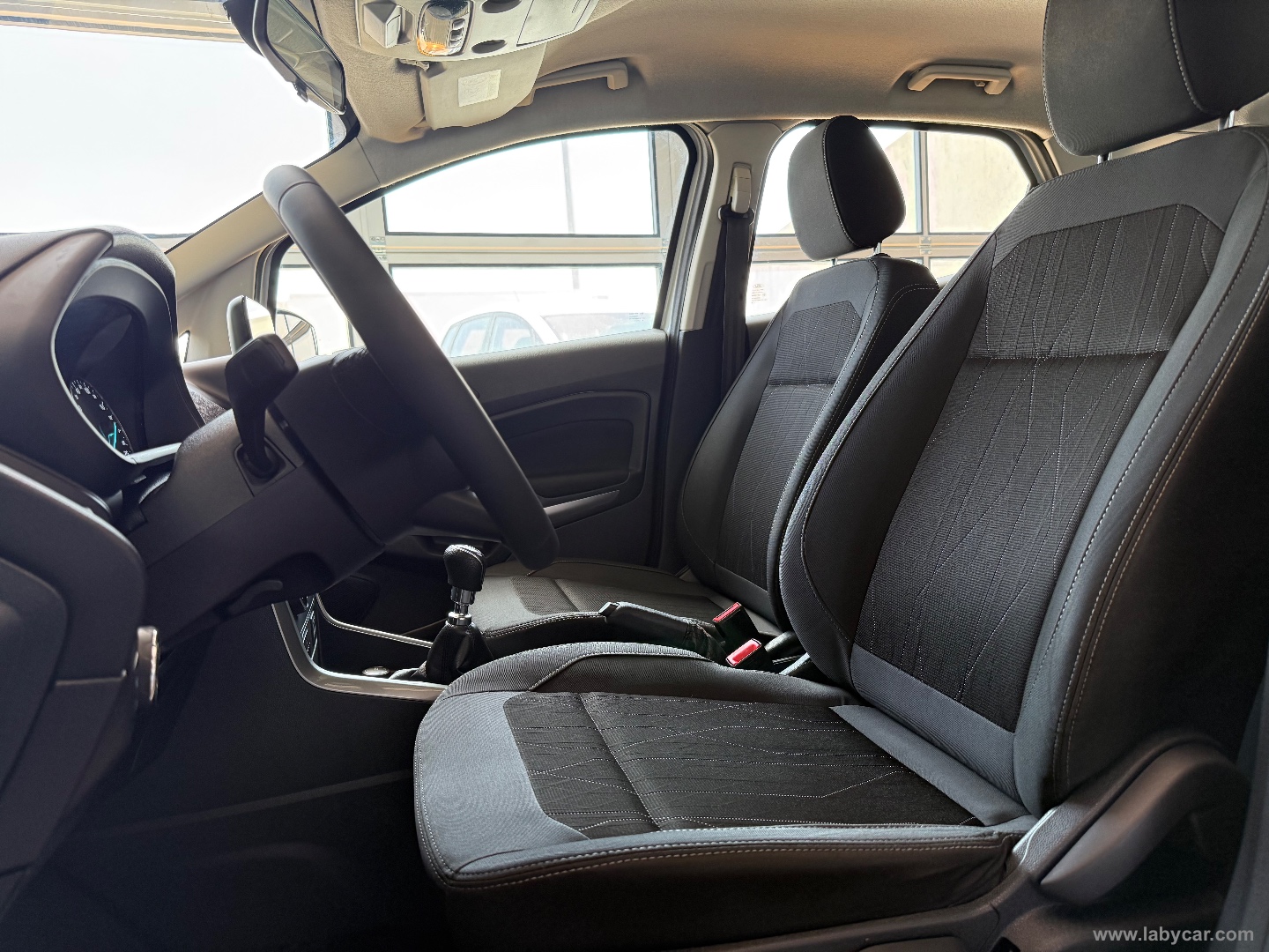 EcoSport 1.5 TDCi 100 CV S&S Business - immagine 8