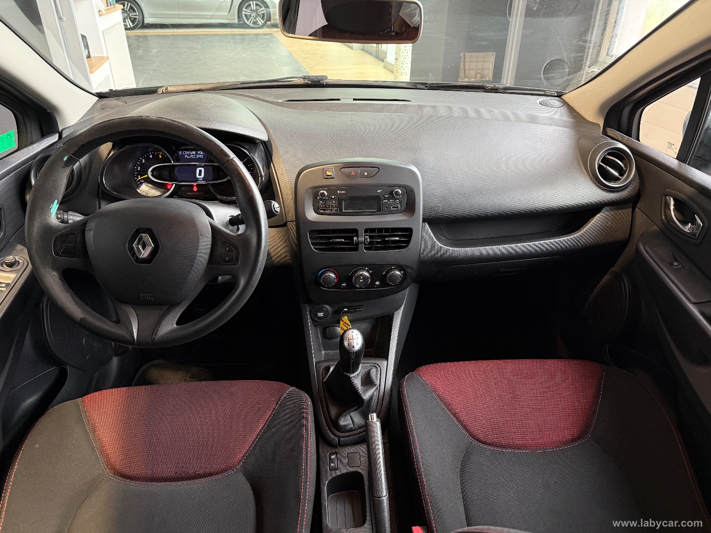 Clio 1.5 dCi 8V 75 CV 5p. Wave - immagine 8